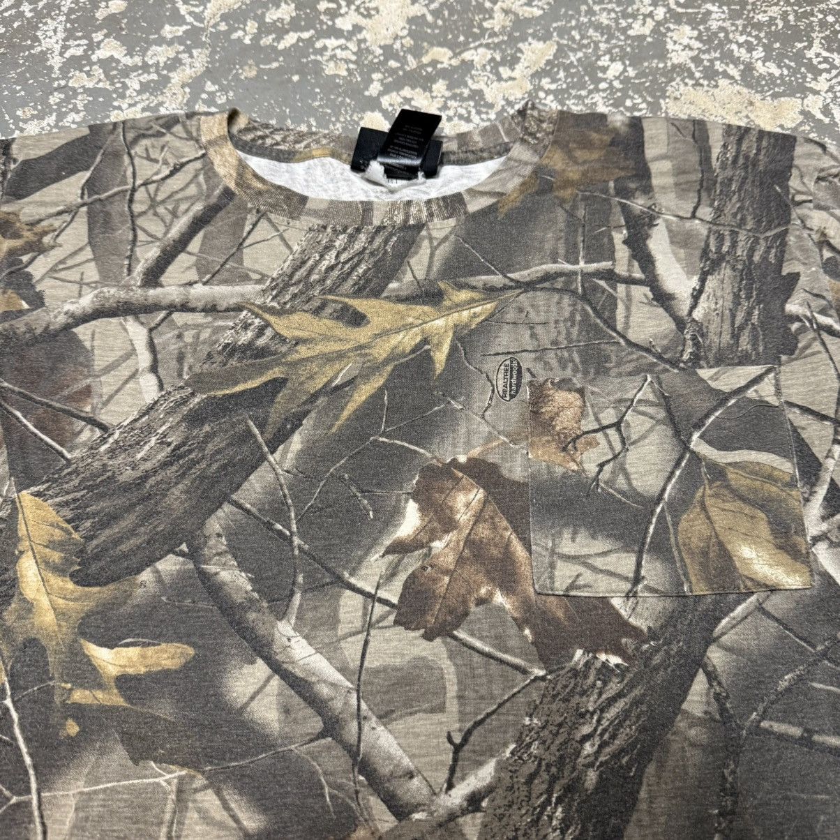 Vintage Vintage Winchester RealTree Camo Essential Pocket Long Slee Size US XL / EU 56 / 4 - 10 Thumbnail