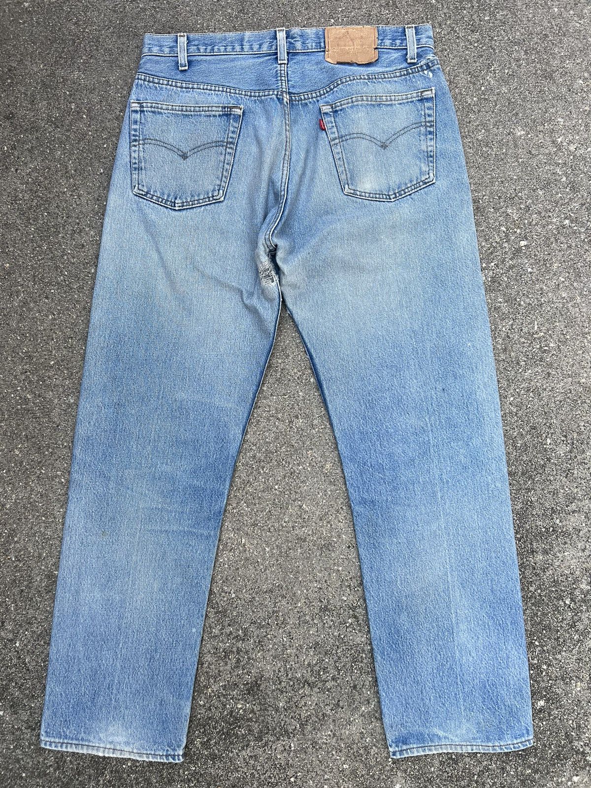 Levi's Vintage 80s Levi’s 501 Ripped Faded Blue Denim Jeans Size US 34 / EU 50 - 2 Thumbnail