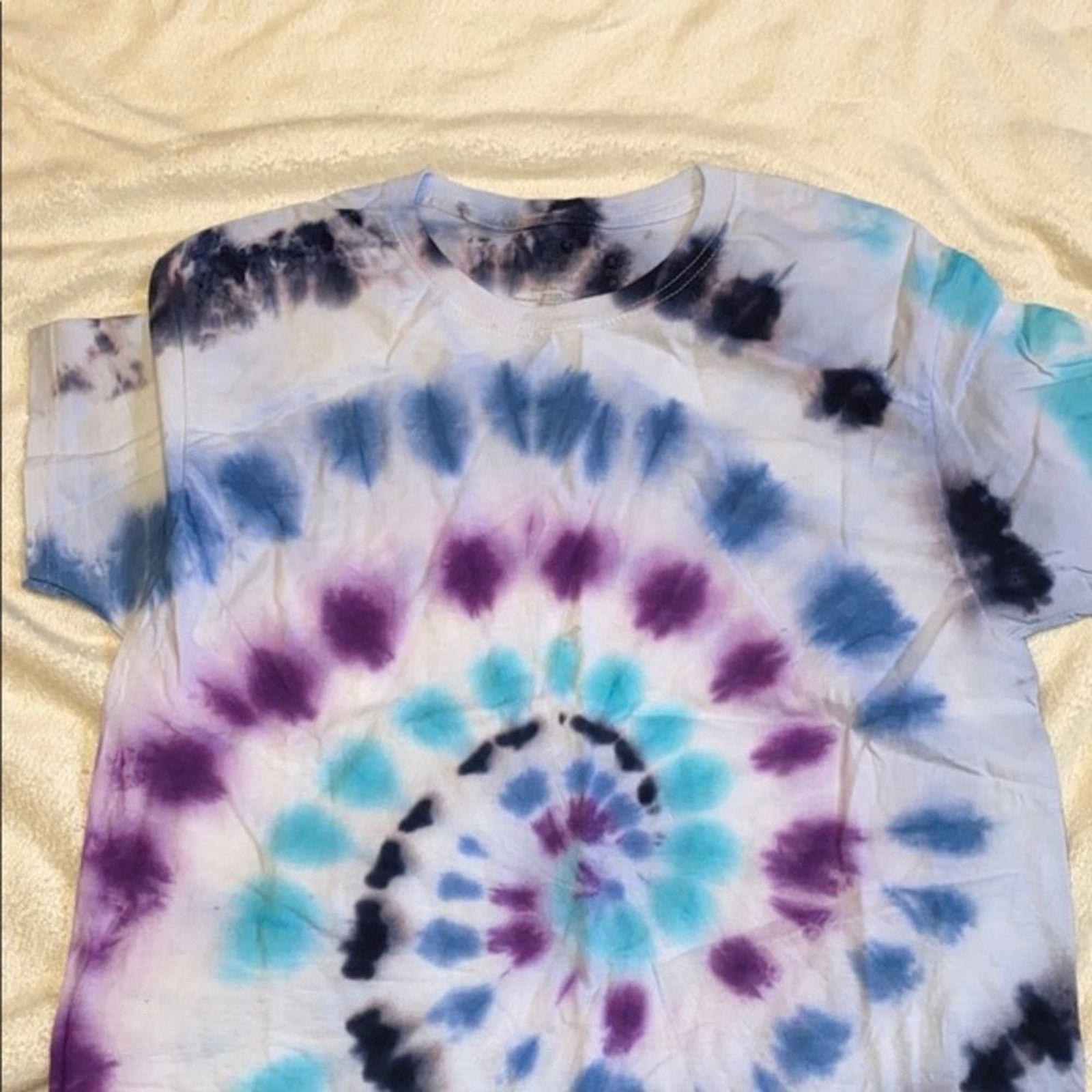 Fruit Of The Loom Dyes by MacKay Spiral Crewneck Tie-Dye T-Shirt | Sz S Size US S / EU 44-46 / 1 - 3 Thumbnail