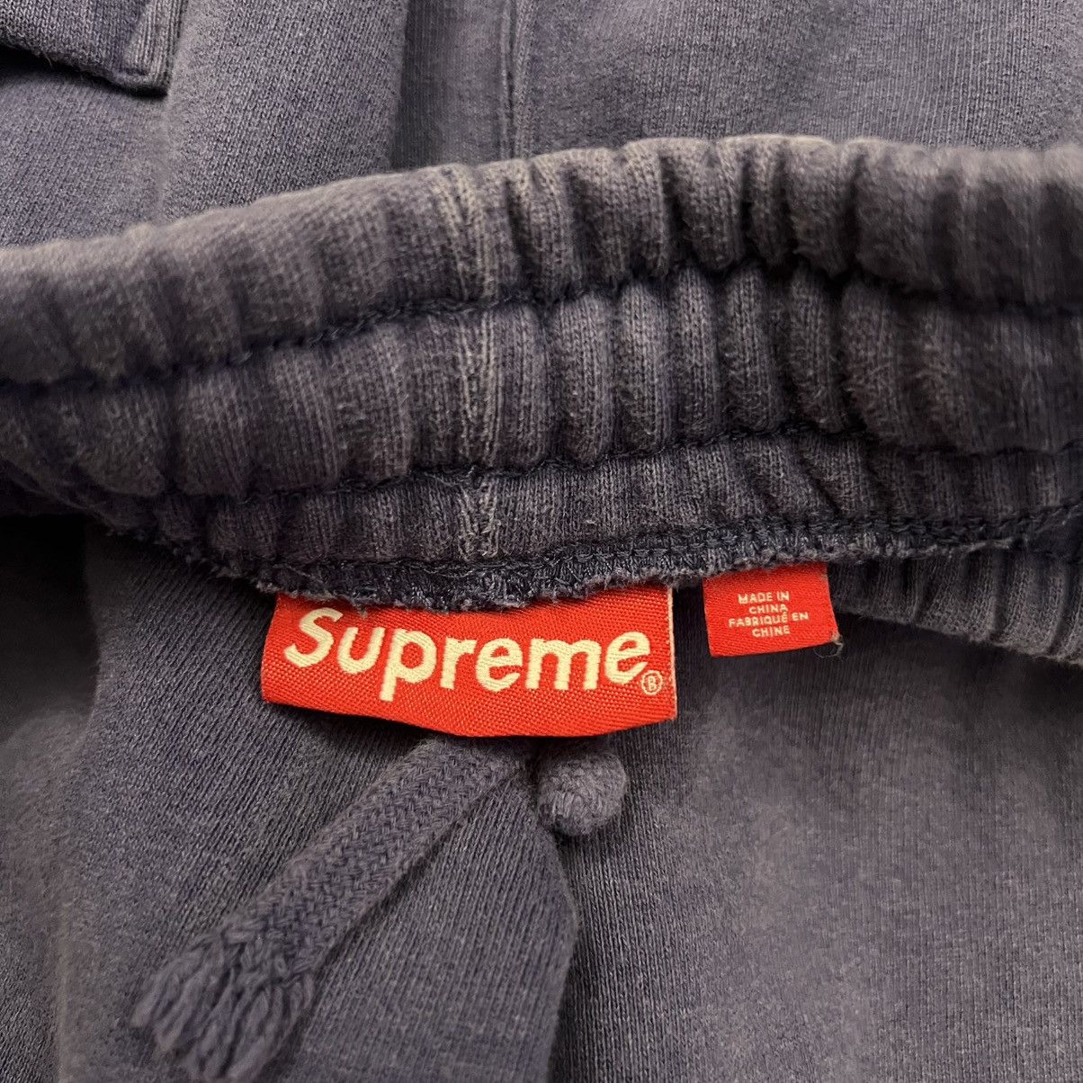 Supreme Supreme Satin Appliqué Logo Sweatpants FW23 Size US 32 / EU 48 - 8 Thumbnail