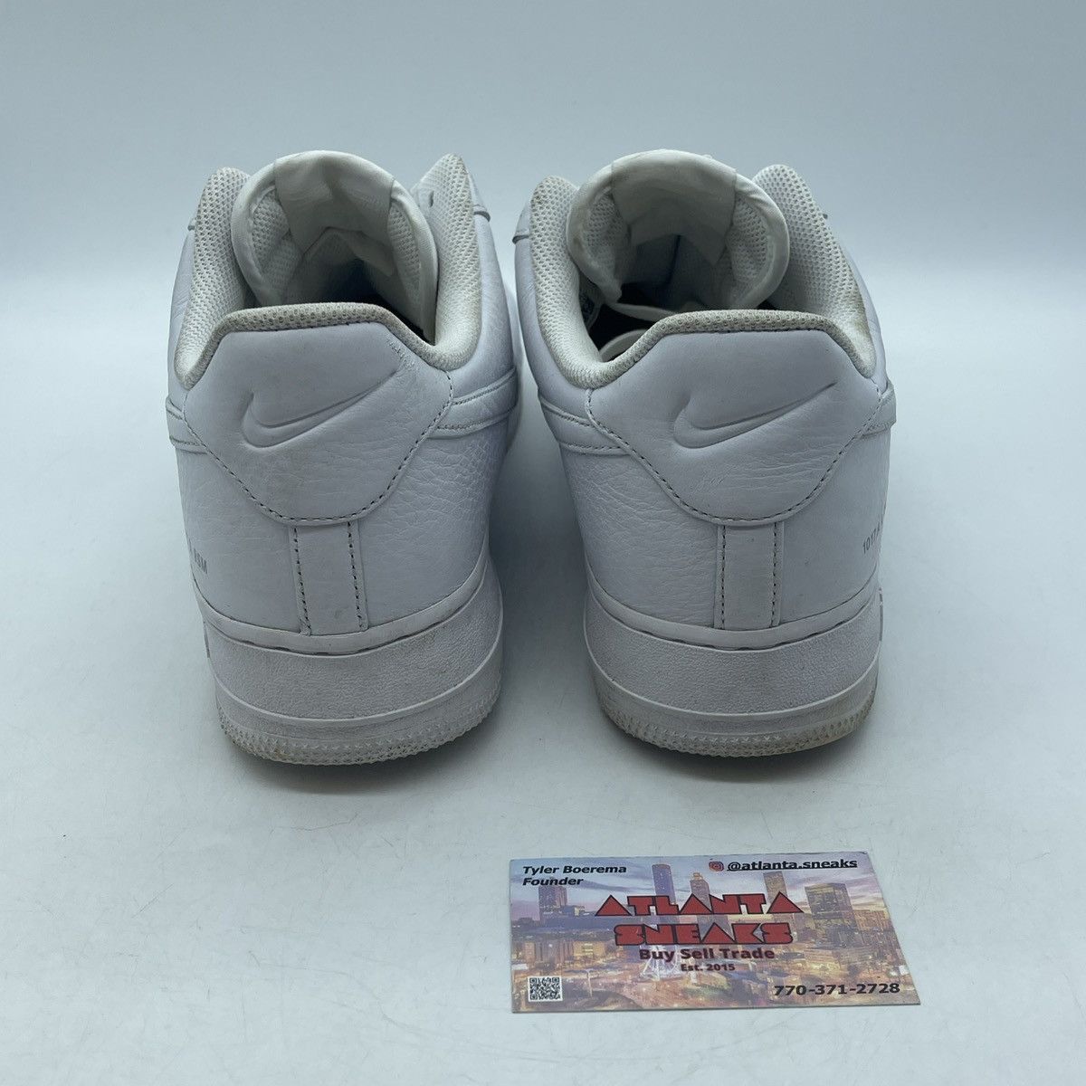 Nike Air Force 1 low triple white Size US 12.5 / EU 45-46 - 3 Thumbnail