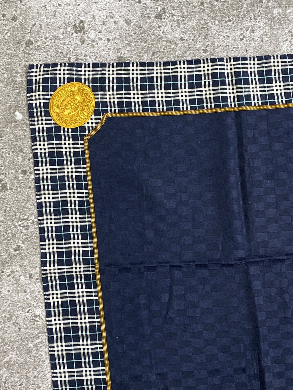 Burberry Burberrys Handkerchief / Bandana / Neckerchief Size ONE SIZE - 5 Thumbnail