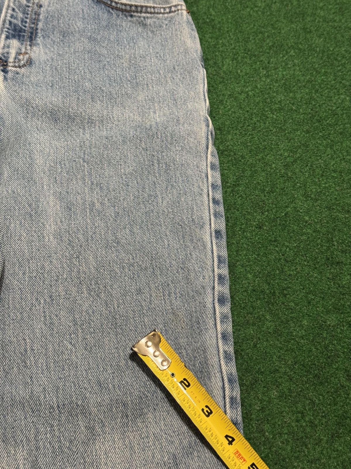 Levi's Vintage Clothing Vintage 90s Levi’s 512 Slim Fit 5 26x30 Light Wash Jeans Size 26" / US 2 / IT 38 - 13 Thumbnail