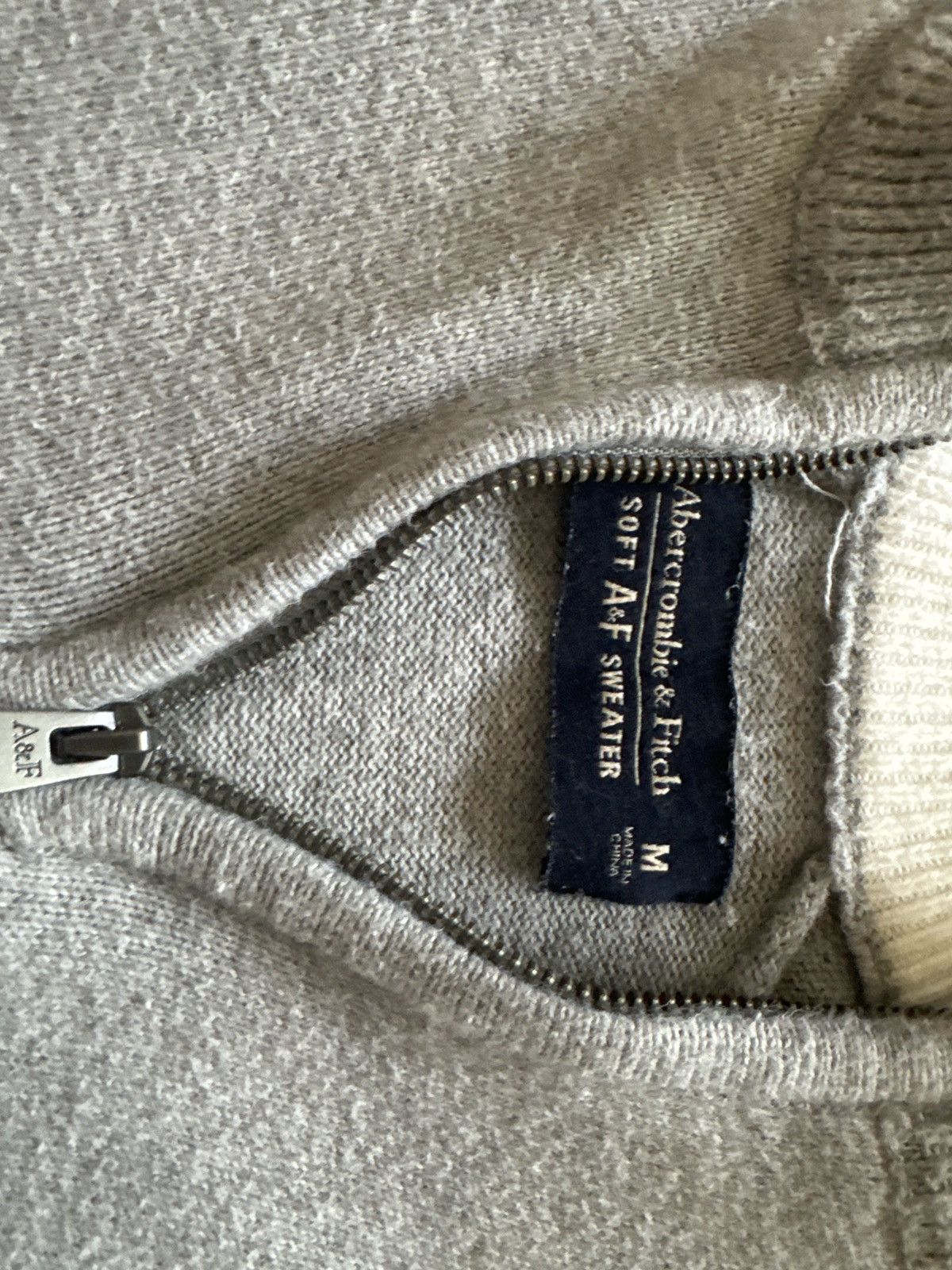 Abercrombie & Fitch A&F Soft Sweater Size US M / EU 48-50 / 2 - 2 Thumbnail