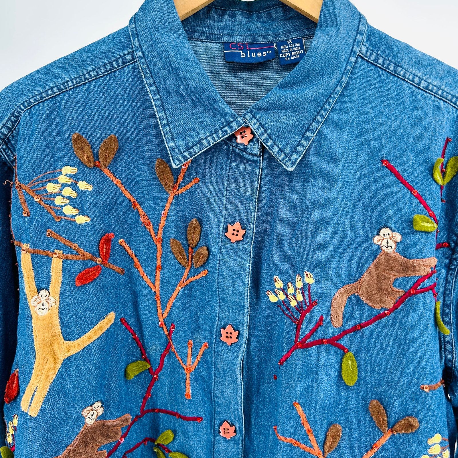 Vintage 90s Oversized Dark Blue Denim Button Down with Felt Monkeys Size XL / US 12-14 / IT 48-50 - 2 Thumbnail