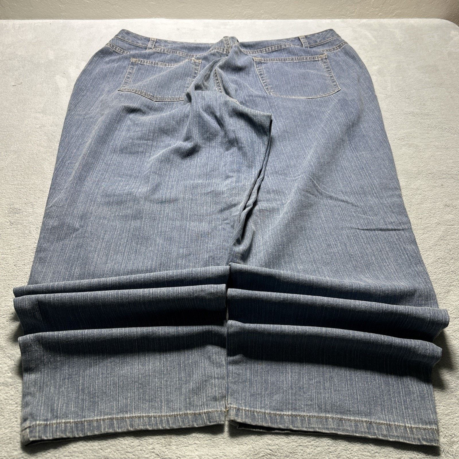 Liz Claiborne Beyond Baggy Jeans Womens 18W 41x30 Hamilton Wide Baggie Size 40" / US 18 - 1 Thumbnail