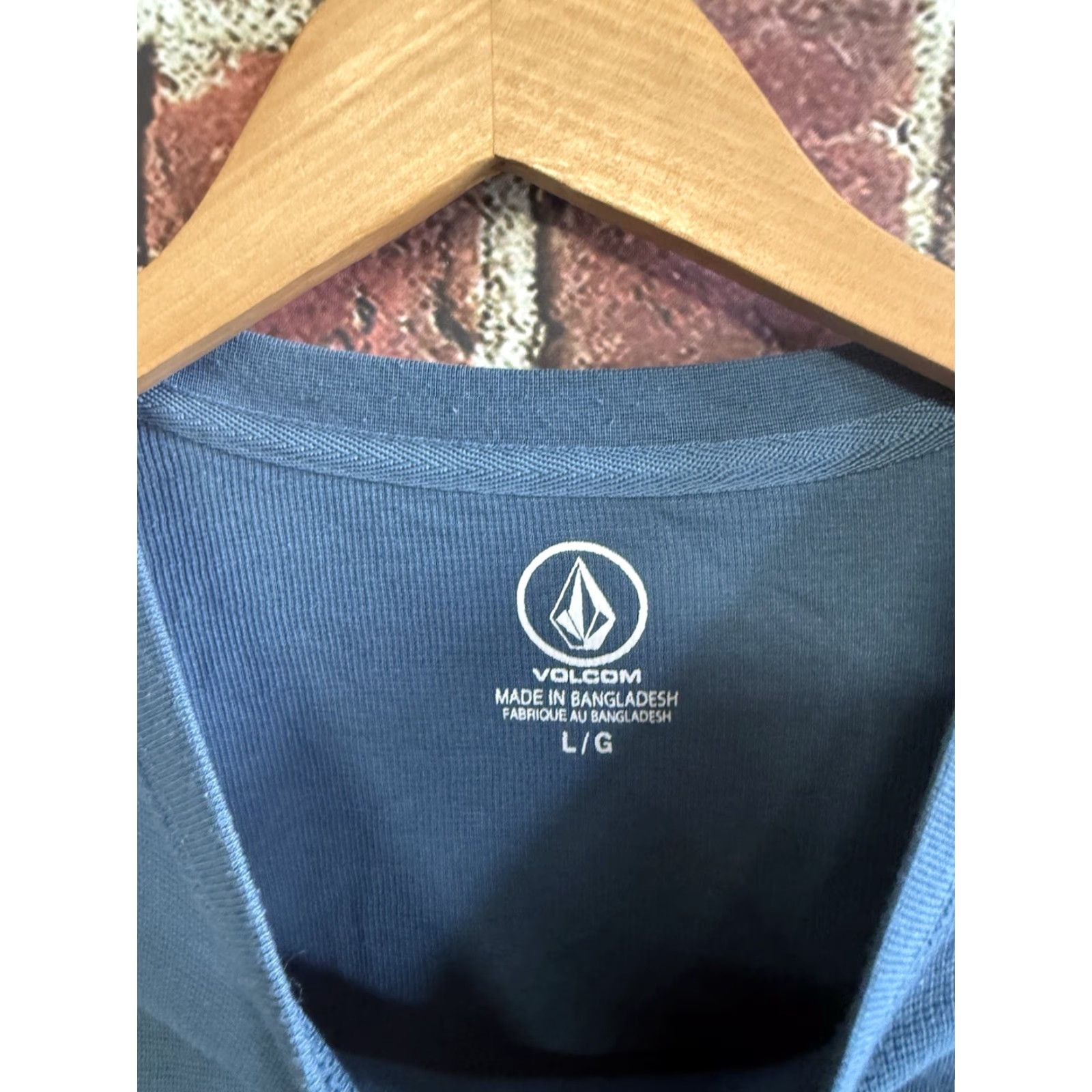Volcom Volcom Mens Blue Long Sleeve Waffled Graphic T-Shirt L Size Shirt Mens Blues/Graphic 90s Style Size US L / EU 52-54 / 3 - 3 Thumbnail