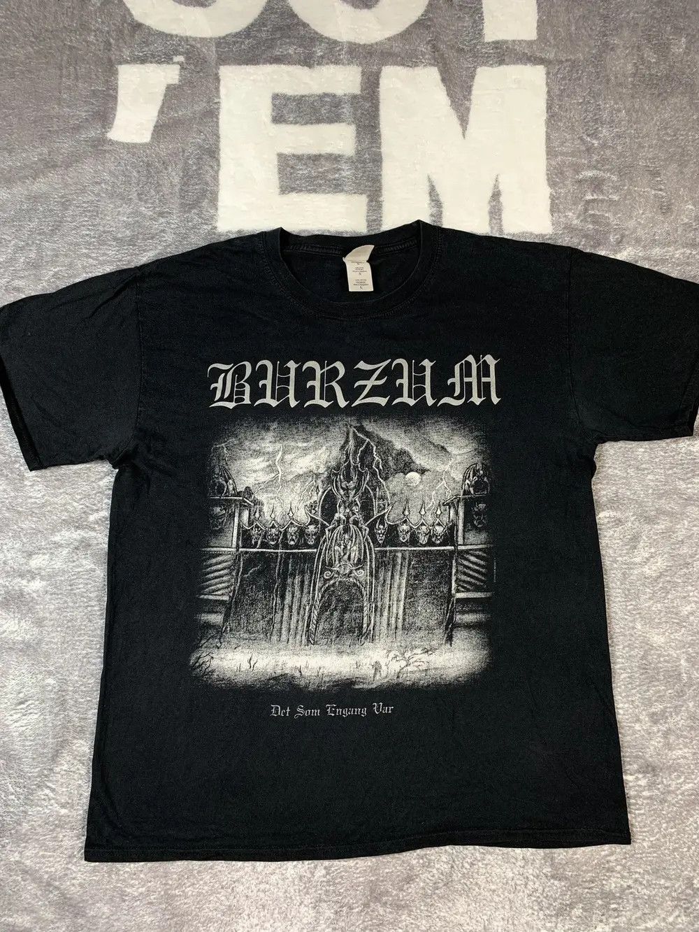 Band Tees Vintage 00s Burzum Det Som Engang Var T Shirt Tee Gildan Size US L / EU 52-54 / 3 - 2 Thumbnail