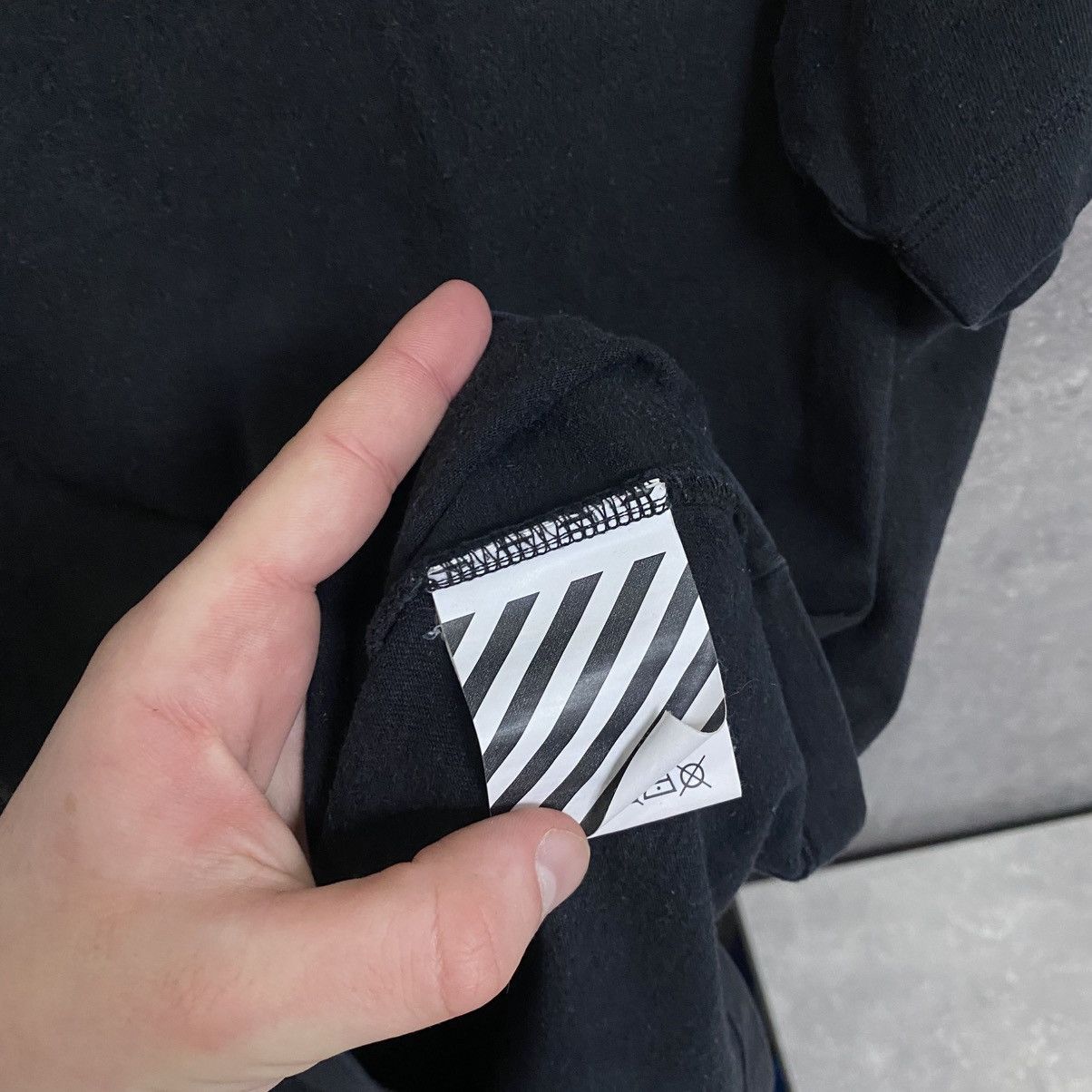 Off-White Off White T-Shirt Big Logo Size US M / EU 48-50 / 2 - 15 Thumbnail