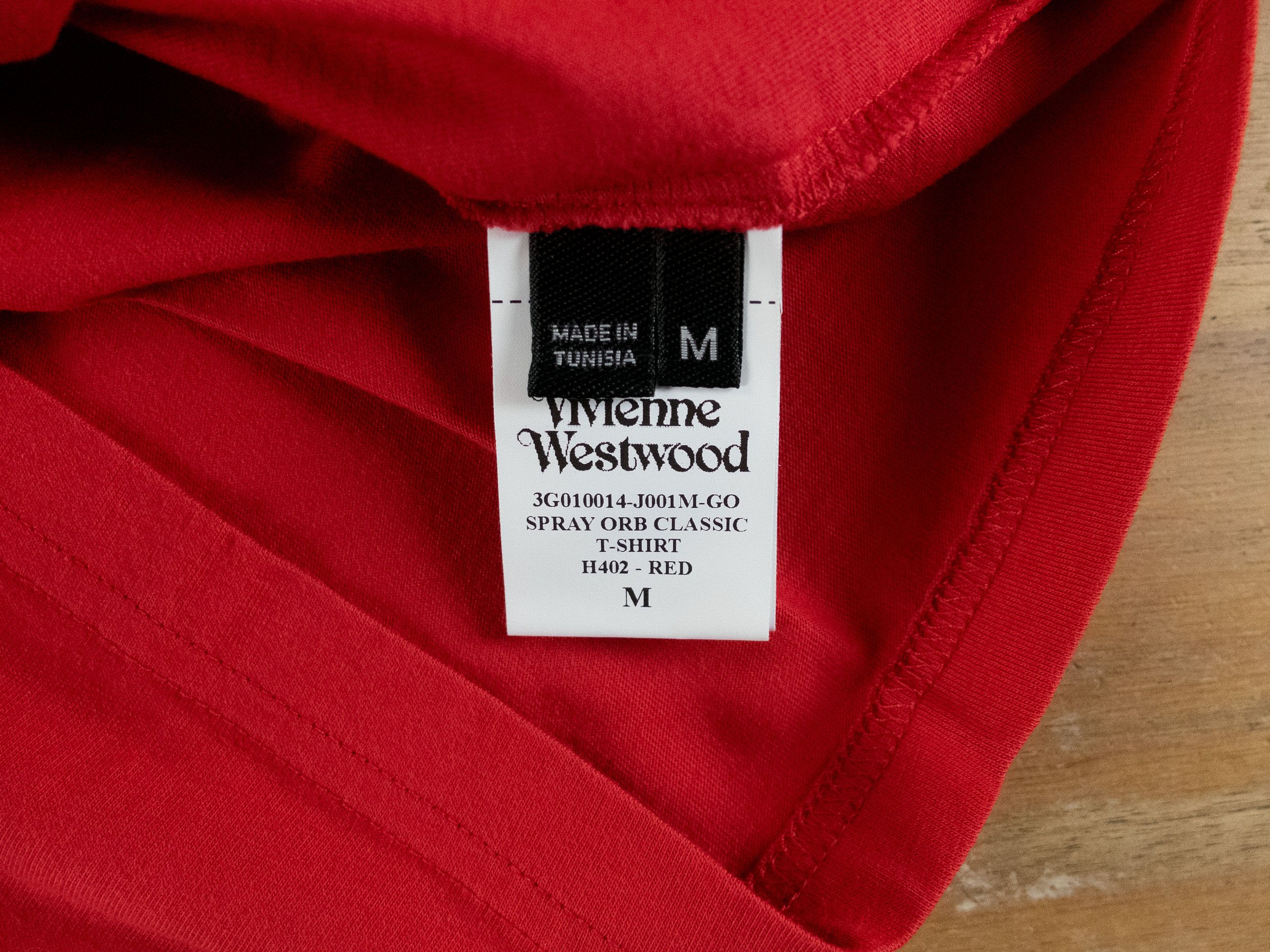 Vivienne Westwood VIVIENNE WESTWOOD red spray paint Orb t-shirt Medium Size US M / EU 48-50 / 2 - 7 Thumbnail