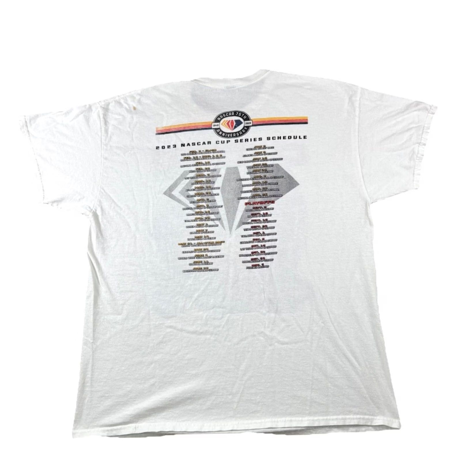 Gildan Gildan White Shirt NASCAR 75th Anniversary Chicago Street Race Grant Park 220 Short Sleeve Crew Neck XL Men’s Shirt Size US XL / EU 56 / 4 - 2 Thumbnail