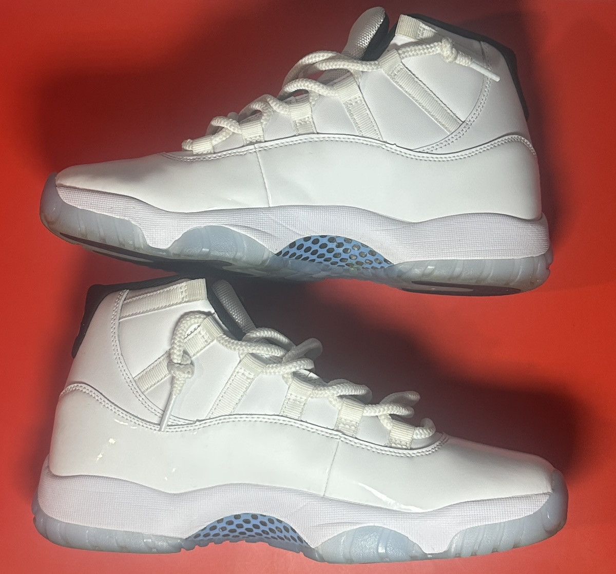 Jordan Brand Size 10 - Air Jordan 11 Retro 2024 Legend Blue / Columbia Size US 10 / EU 43 - 2 Thumbnail