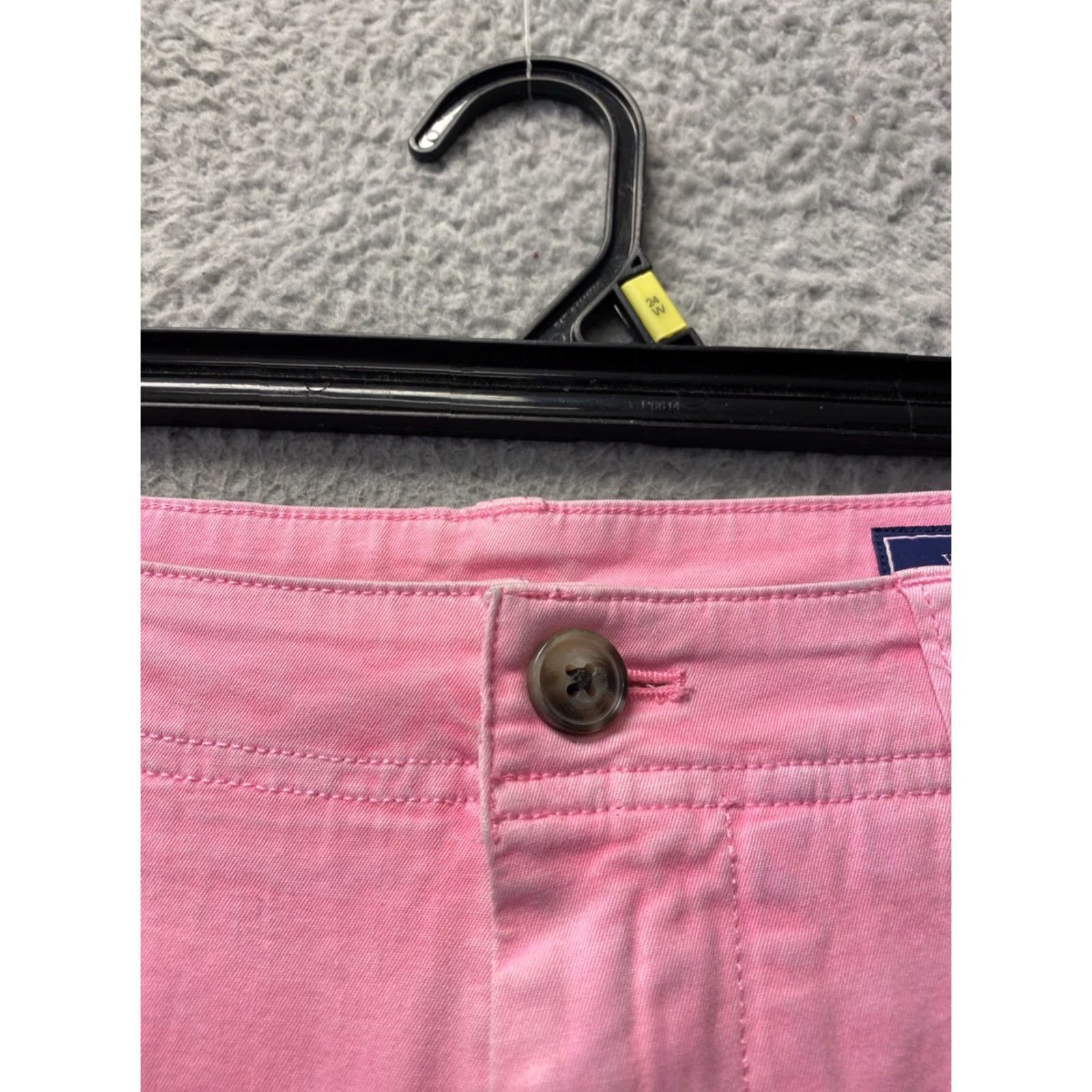 Vineyard Vines VINEYARD VINES Men's Chino Shorts Pink Size 33 8” Inseam Casual Preppy Size US 33 - 2 Thumbnail