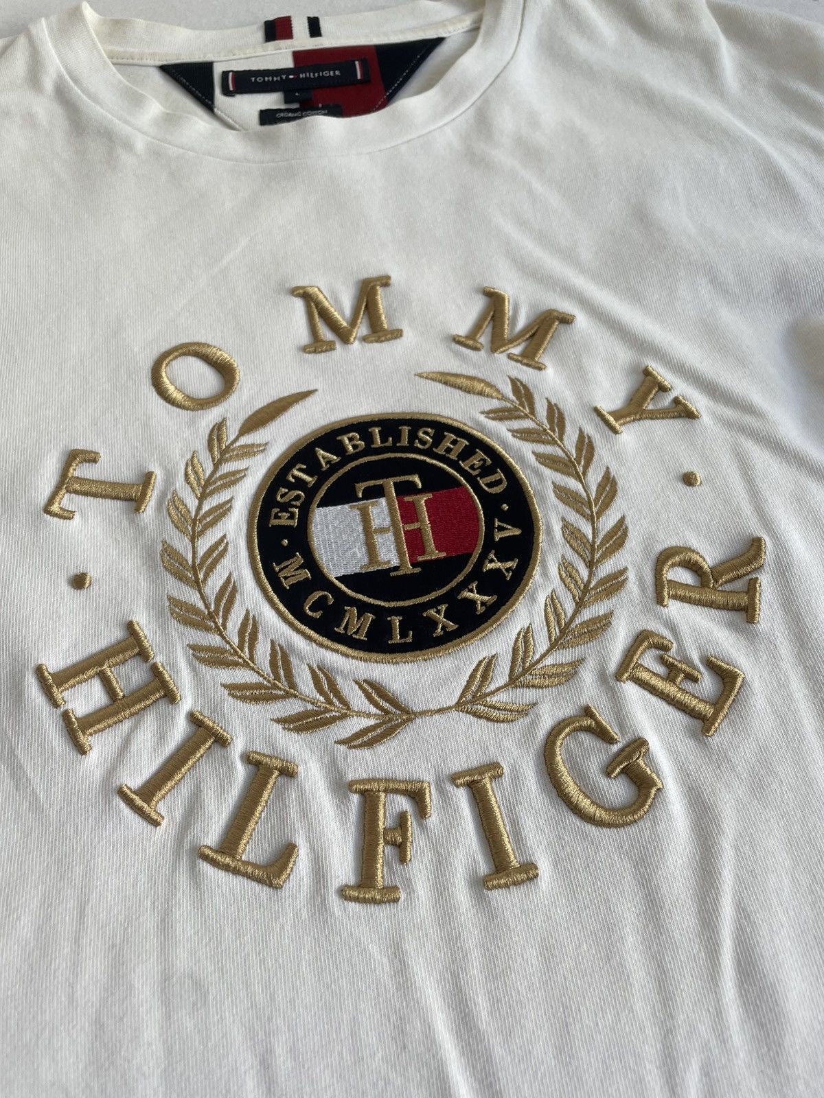 Tommy Hilfiger Tommy Hilfiger T-Shirt Size US L / EU 52-54 / 3 - 2 Thumbnail