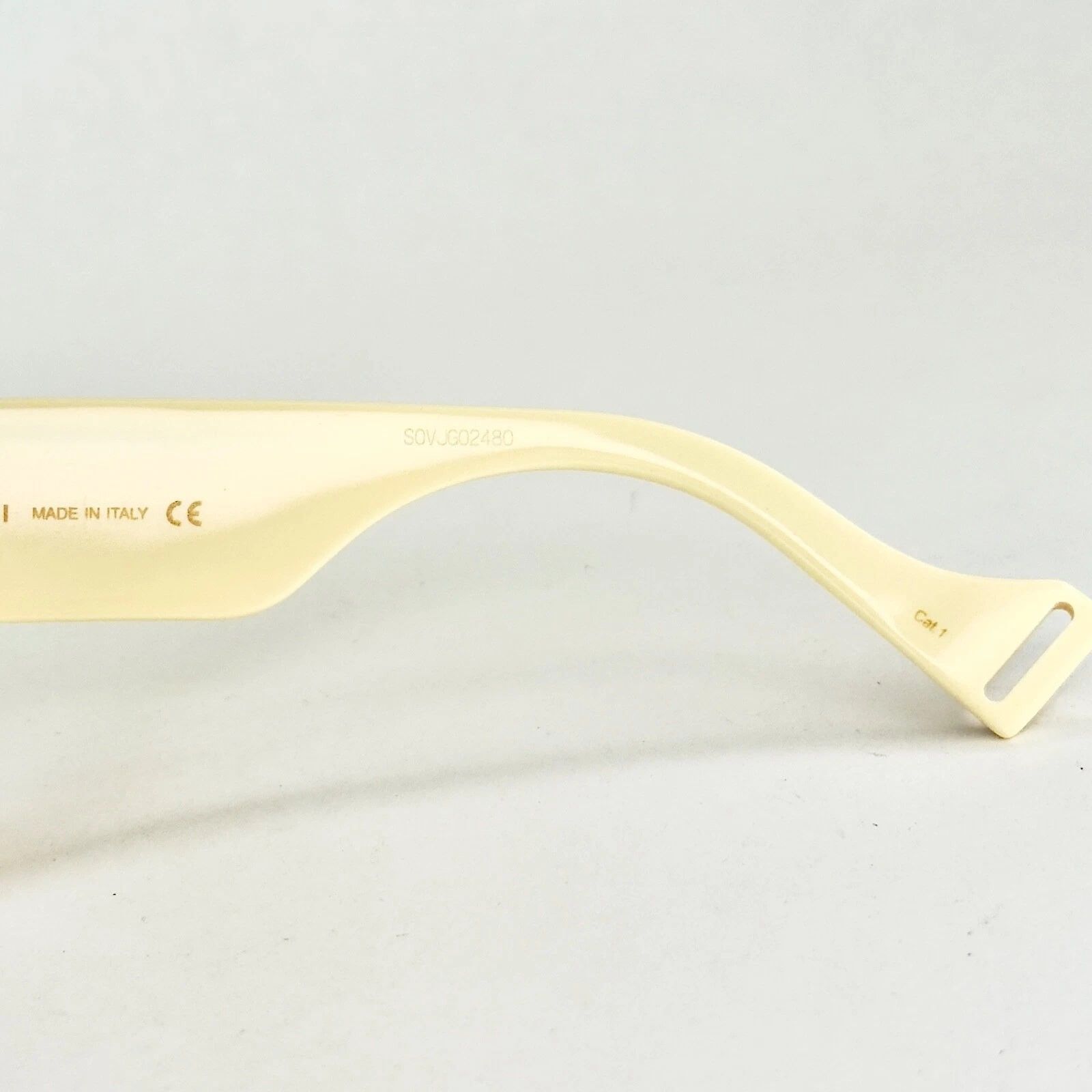 Gucci GUCCI GG0516S 0516 Ivory Lilac Crystal Geometric Sunglasses Size ONE SIZE - 8 Thumbnail