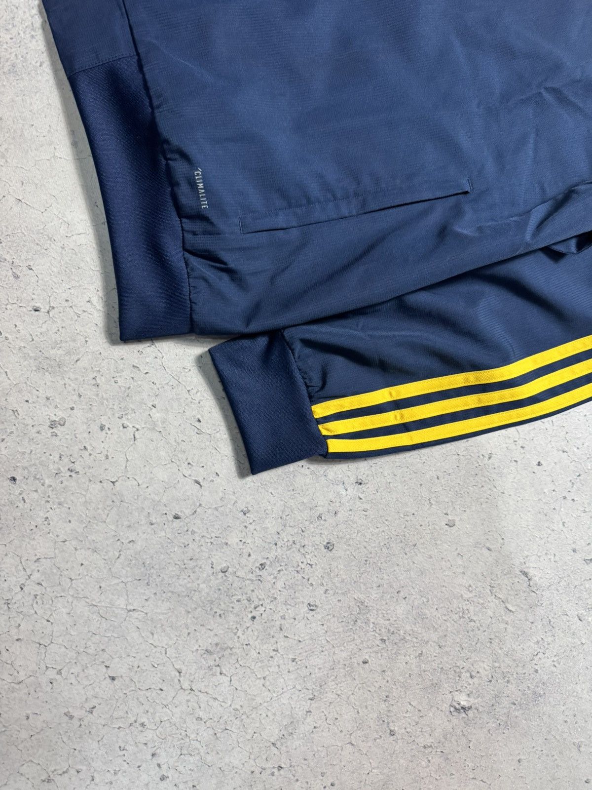 Adidas Adidas FC Arsenal Vintage Nylon Full Zip Jacket Football Size US L / EU 52-54 / 3 - 3 Thumbnail