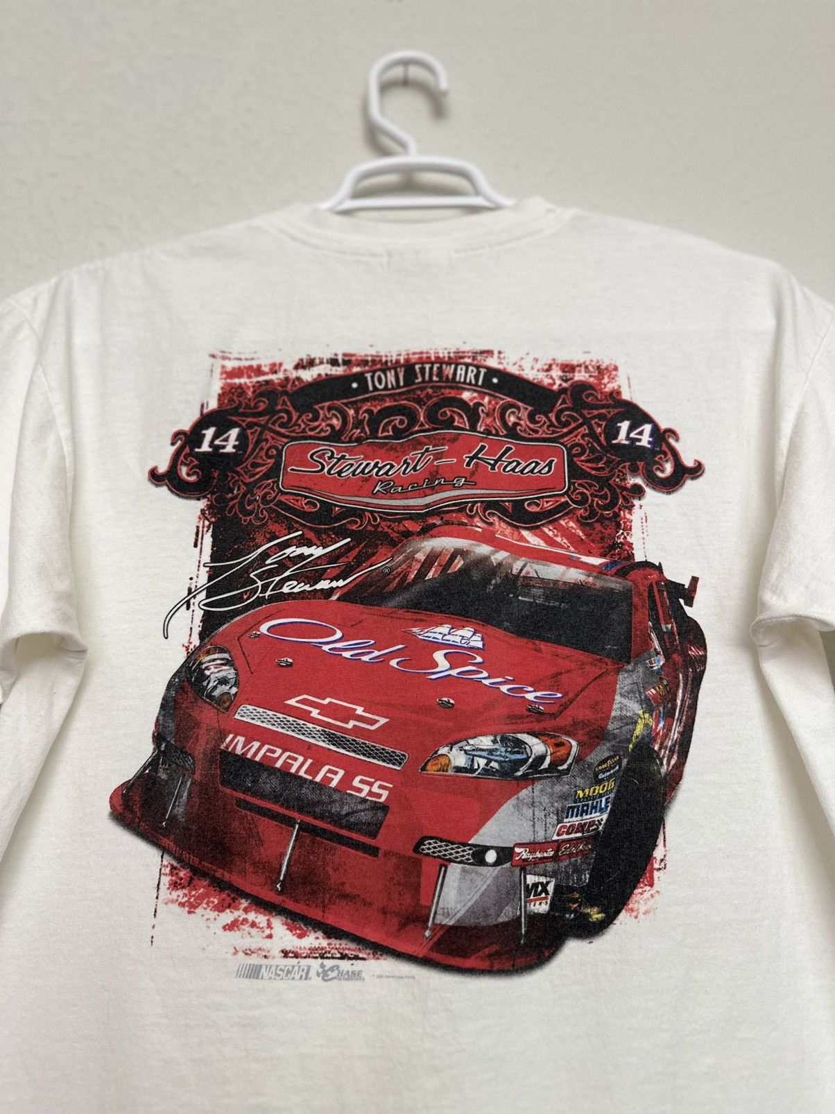 Chase Authentics × NASCAR Vintage Y2K NASCAR Tony Stewart Racing T-Shirt Old Spice 09’ Size US L / EU 52-54 / 3 - 6 Thumbnail