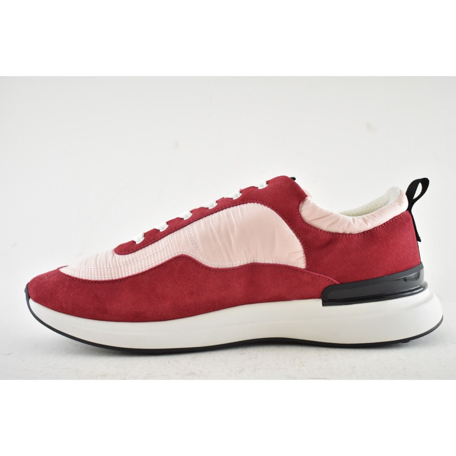 Chanel Chanel 21P Mens Pink Black White CC Logo Low Top Lace Up Size US 11 / EU 44 - 10 Thumbnail