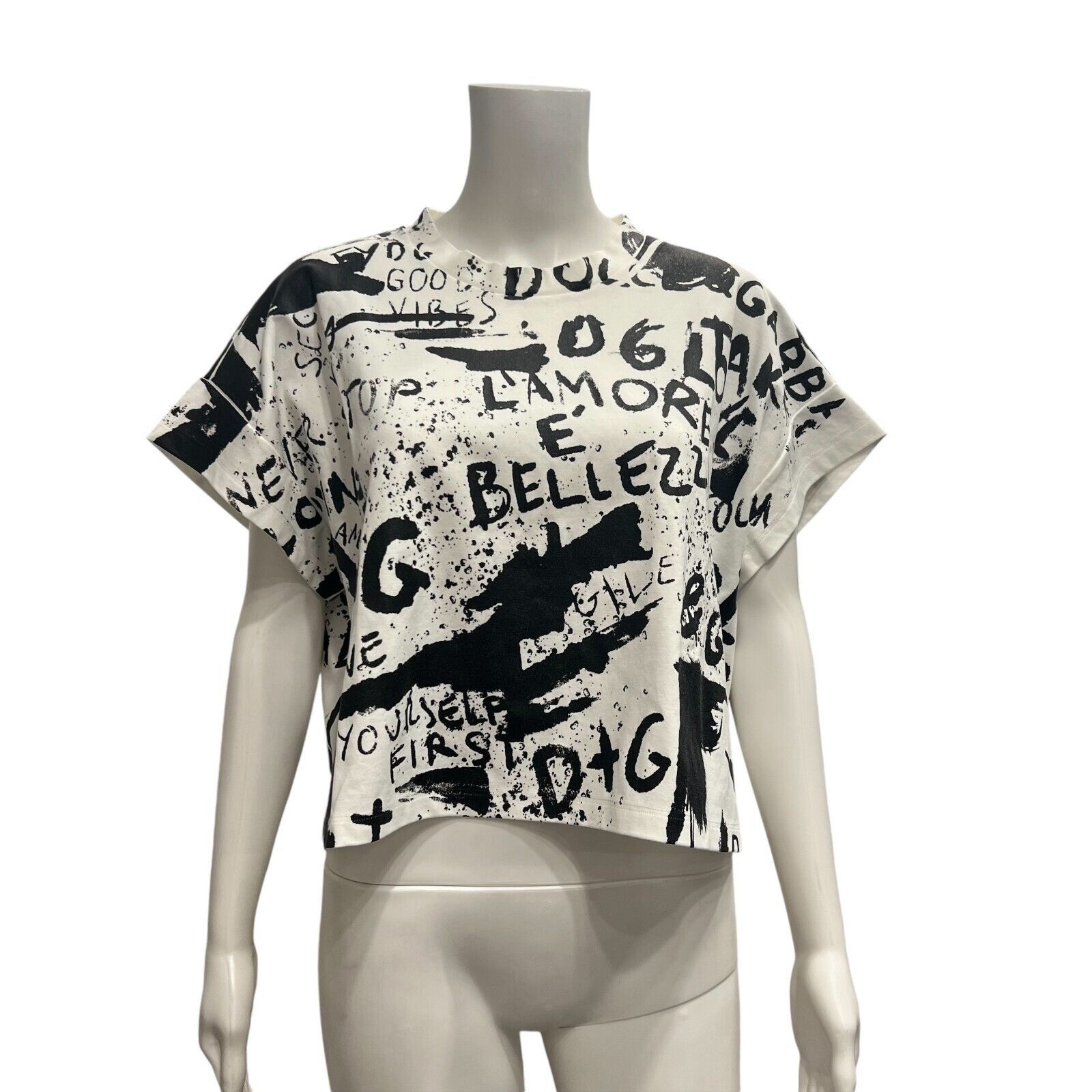 Dolce & Gabbana $1175 White Black Graphic Graffiti Cropped T-Shirt Size XL / US 12-14 / IT 48-50 - 5 Thumbnail