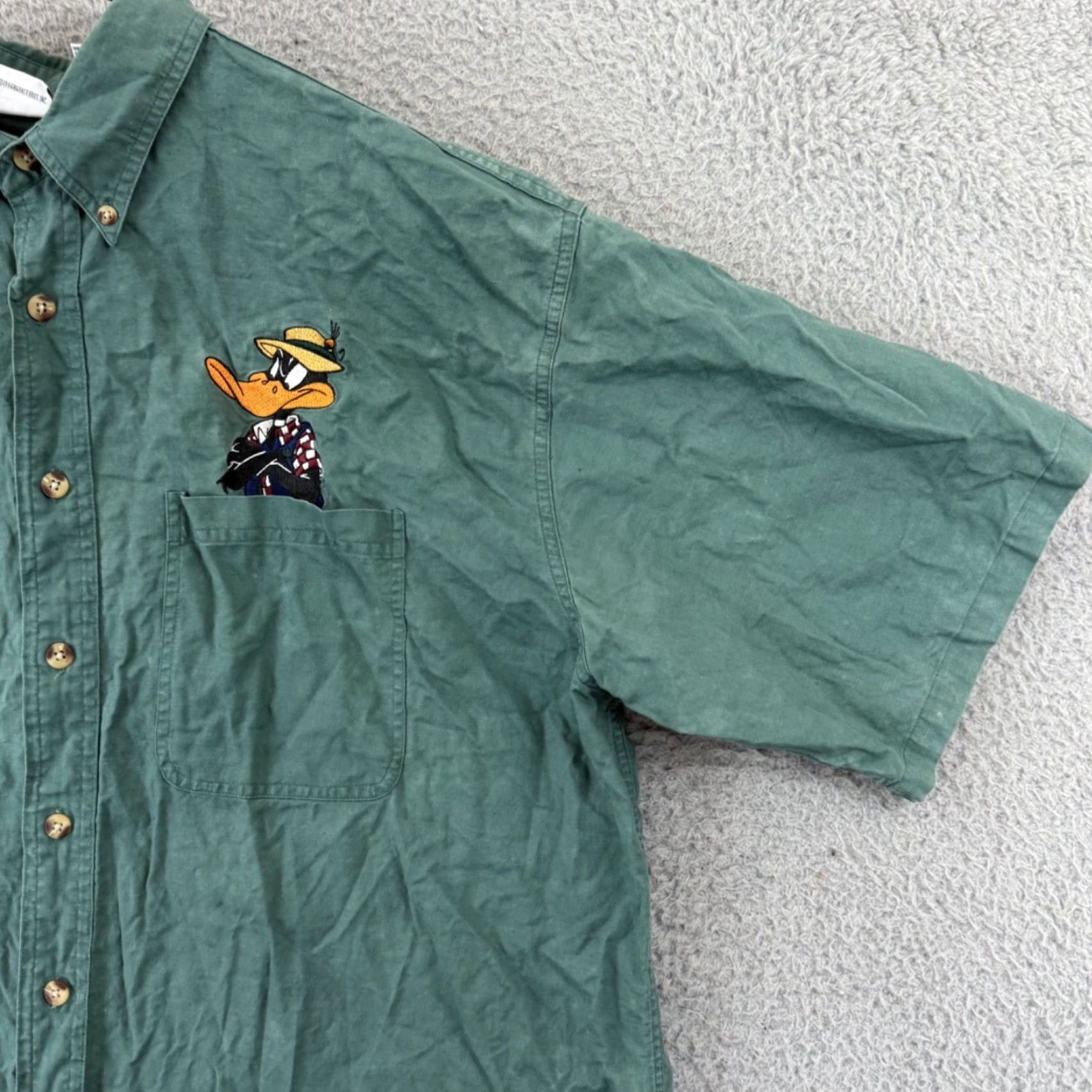 Vintage VINTAGE ACME Studio Looney Tunes Shirt Mens XL Green 90s Button-Up Size US XL / EU 56 / 4 - 5 Thumbnail