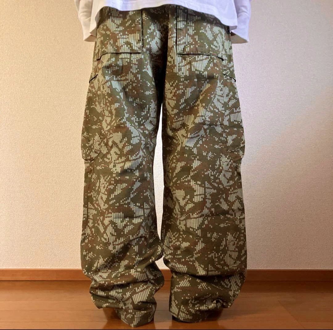 Adidas 00s Vintage Adidas Digital Camouflage Cargo Pant Size US 32 / EU 48 - 5 Thumbnail