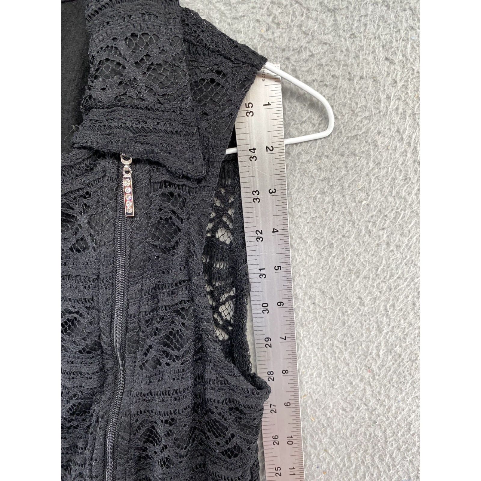 Vintage Ethyl Lace Full Asymmetrical Zip Lined Sleeveless Vest Womens Size S Black Vest Womens Small Zip Lace Size S / US 4 / IT 40 - 7 Thumbnail