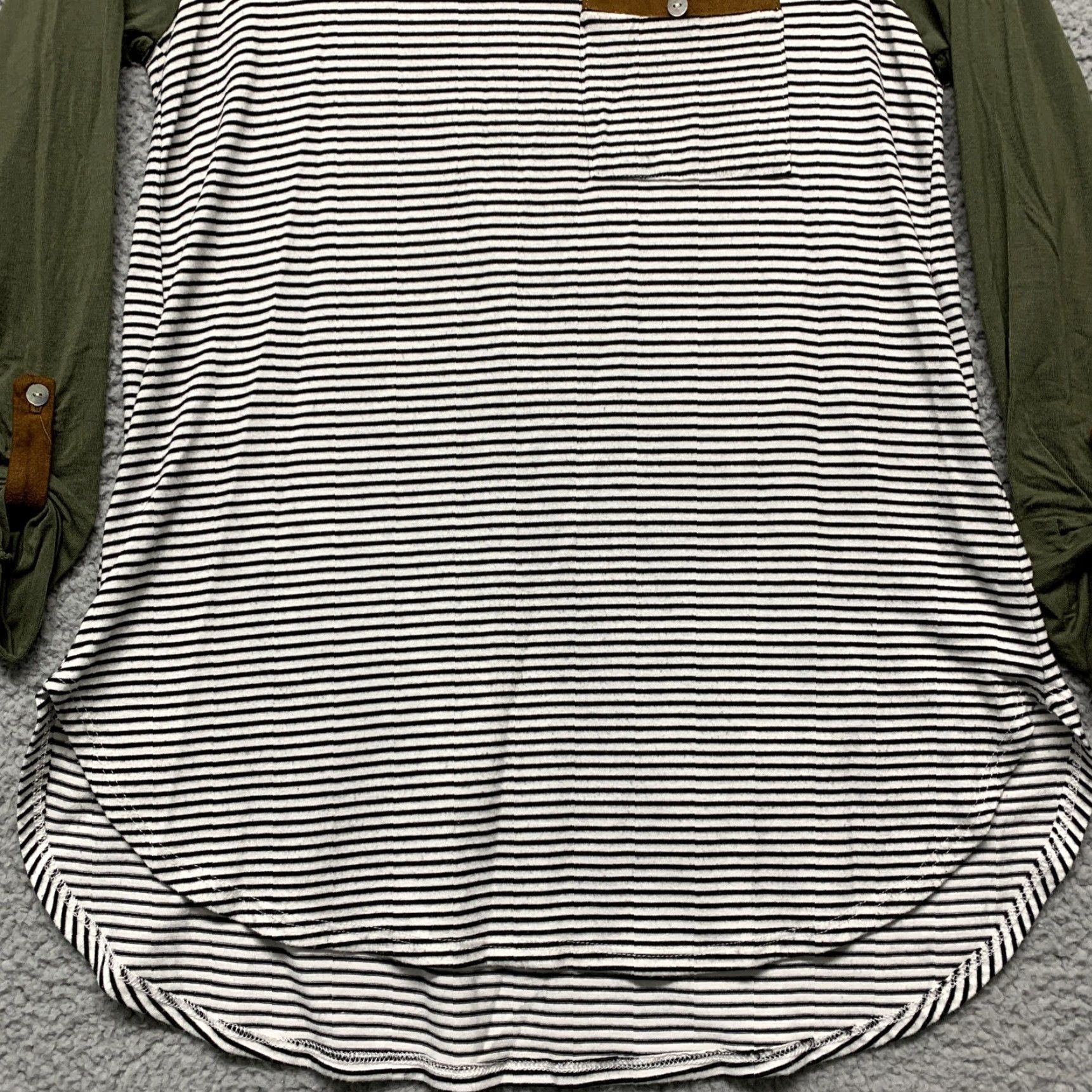Vintage Pink Clover 3/4 Sleeve Pullover Women’s Solid Green w/White & Black Stripes XS T-Shirt Ladies Small/Medium Size XS / US 0-2 / IT 36-38 - 3 Thumbnail