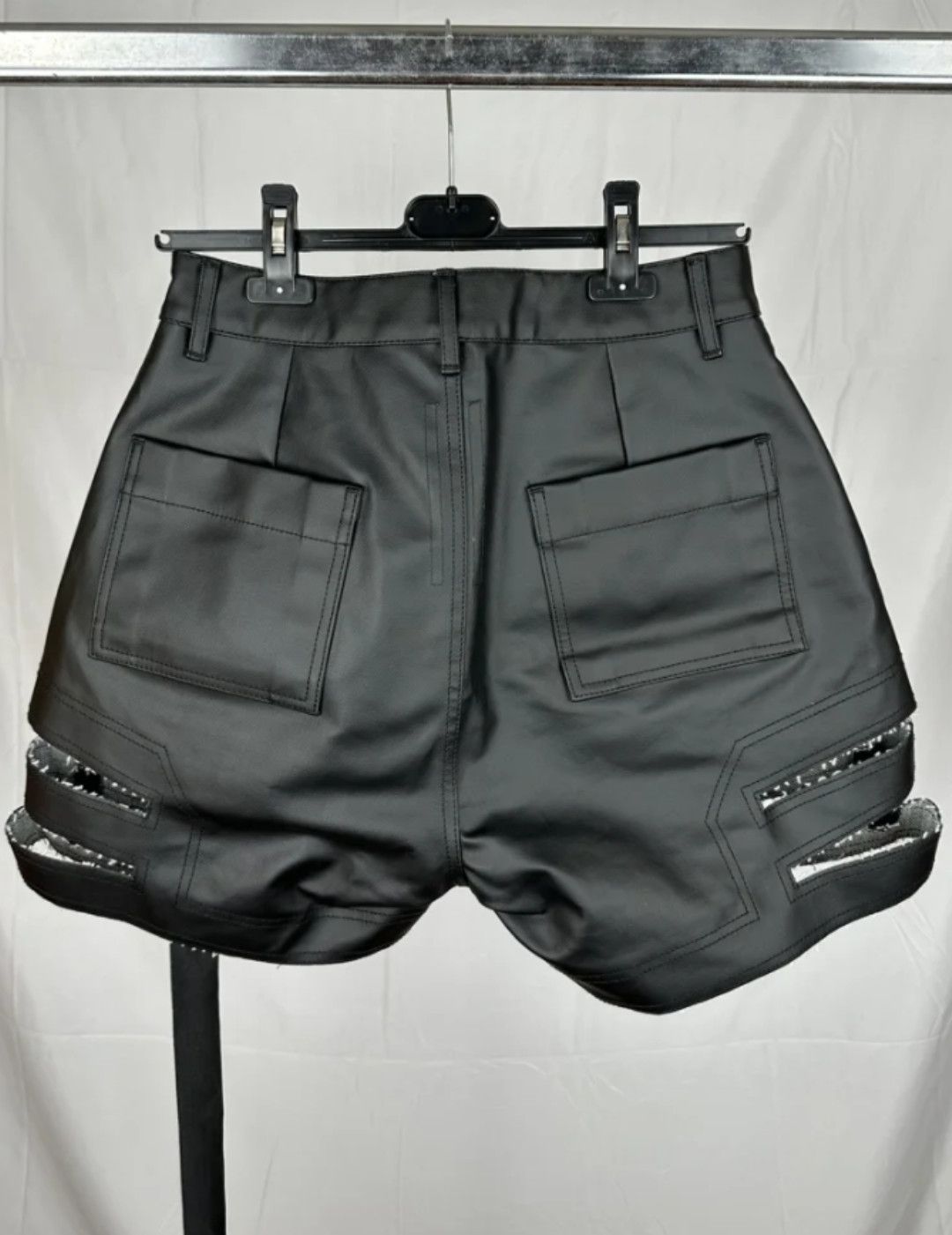 Rick Owens × Rick Owens Drkshdw raw spartan cutoff NEW! Size US 29 - 2 Thumbnail