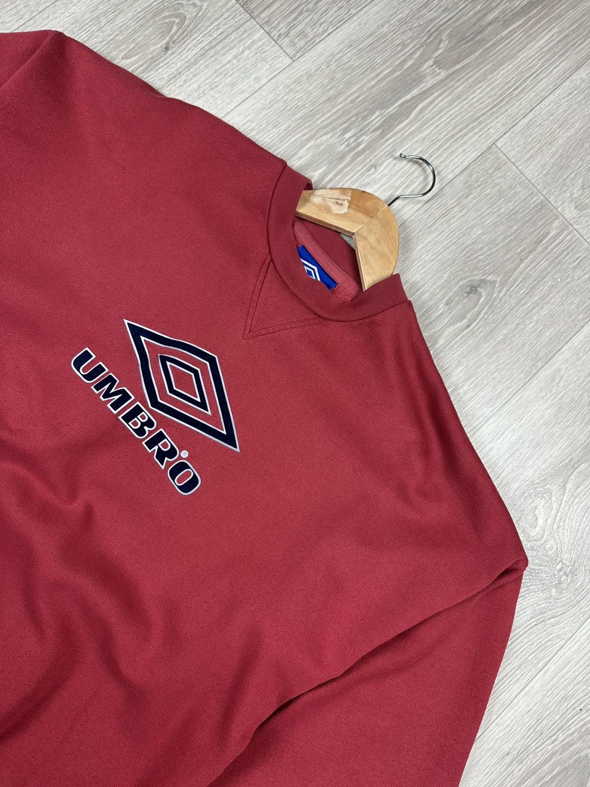 Umbro Vintage UMBRO Crewneck Sweatshirt Big Reflective Logo Size US XL / EU 56 / 4 - 3 Thumbnail