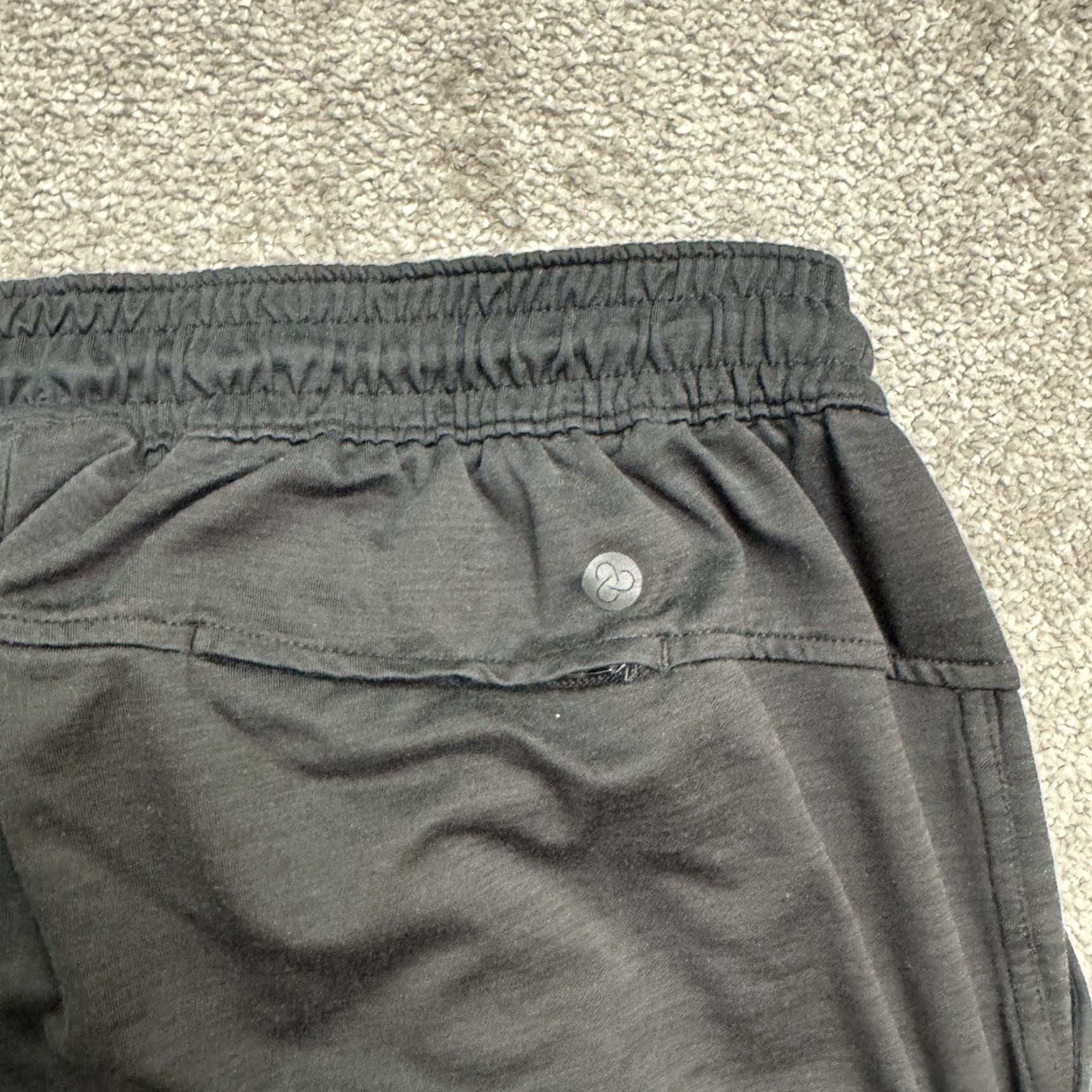 Vintage Zella Pants Women's Regular Black Jogger with Elastic Waist, Tapered Leg, 29in Inseam, Zip Pocket, Activewear Size 32" / US 10 / IT 46 - 5 Thumbnail