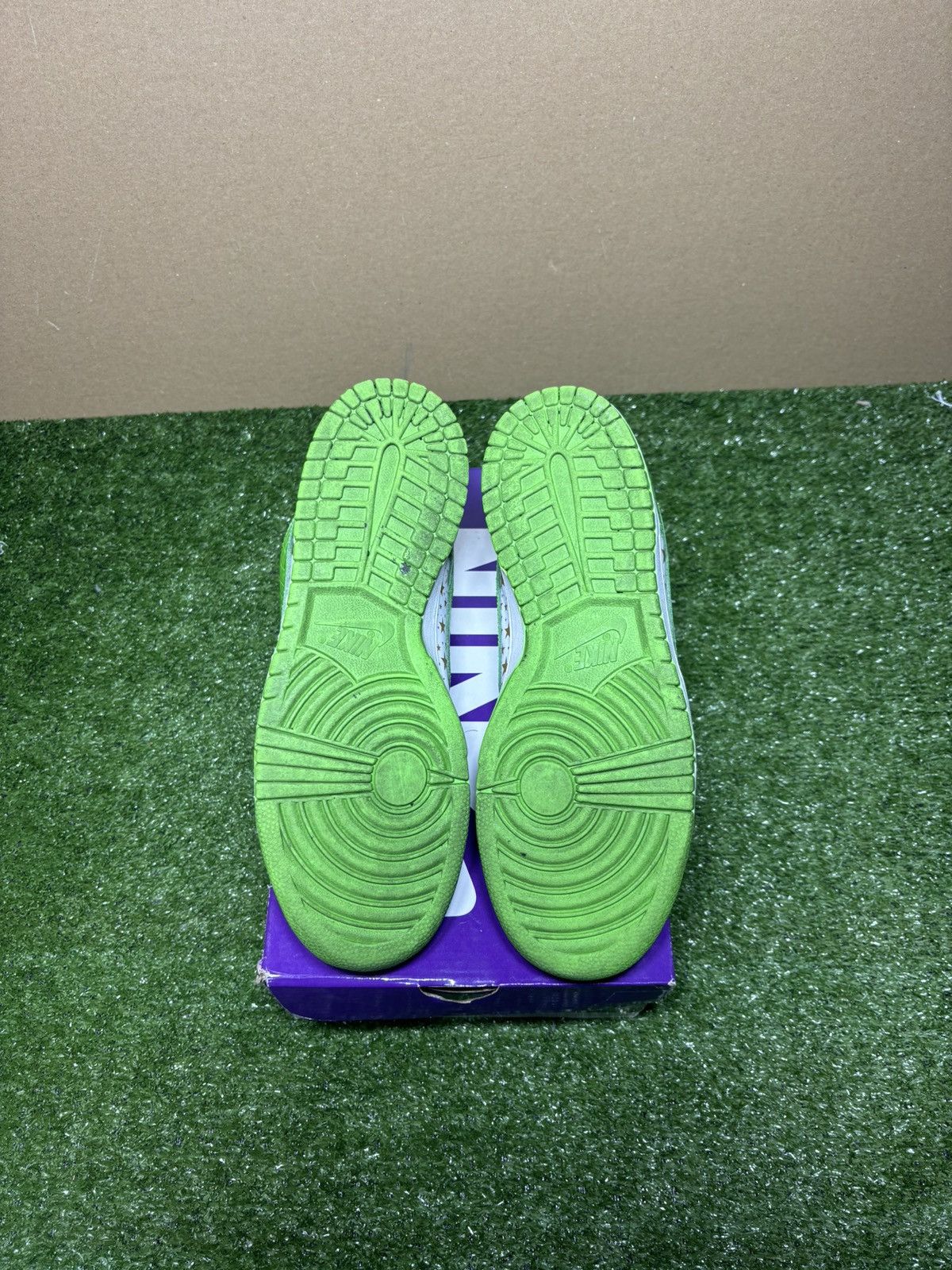 Nike SB × Supreme Nike sb supreme stars mean green 2021 Size US 8.5 / EU 41-42 - 10 Thumbnail