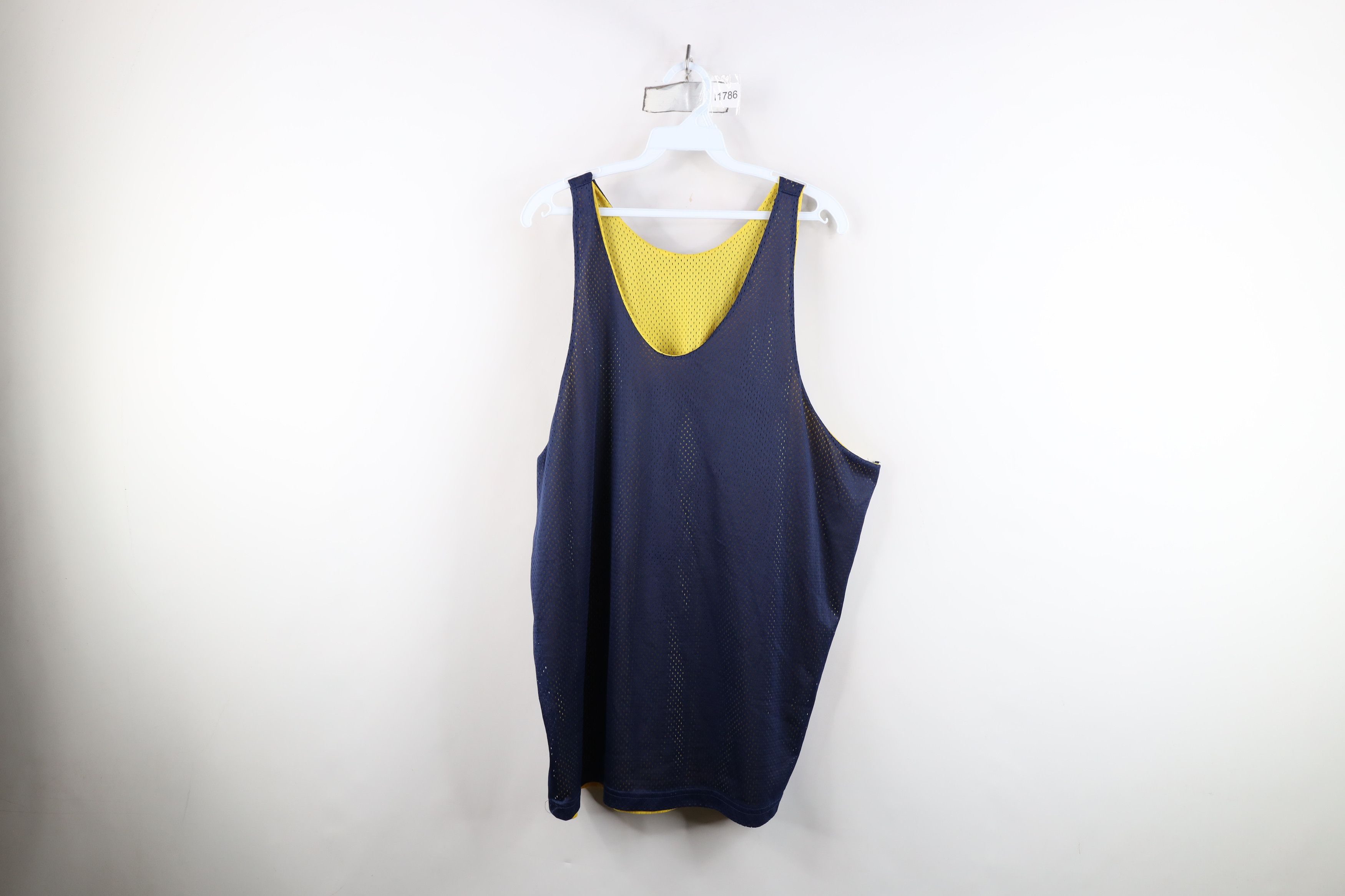Vintage Vintage 90s Streetwear Reversible Mesh Basketball Jersey USA Size US XL / EU 56 / 4 - 1 Thumbnail