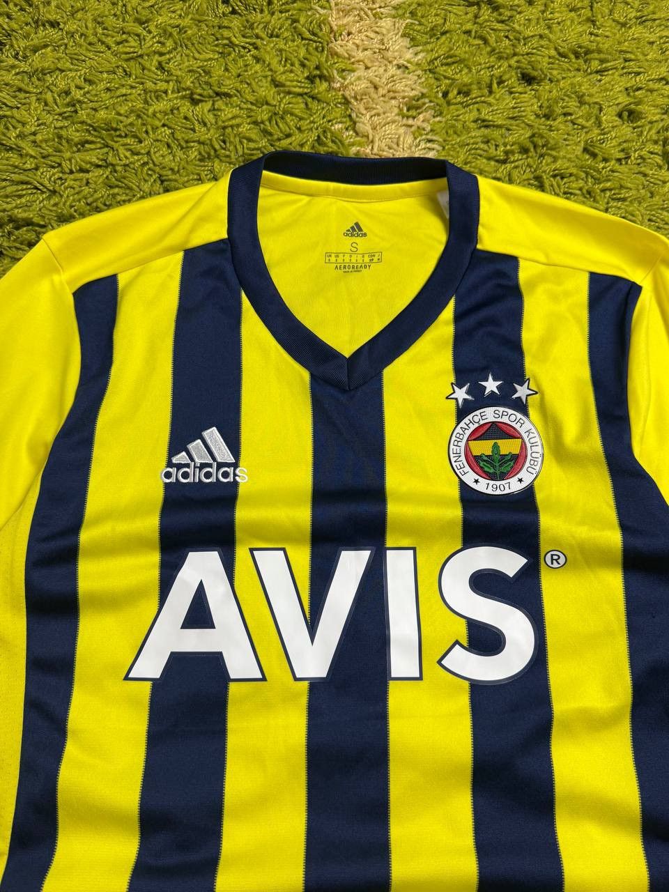 Other STEAL! 2020 Fenerbahce Fc Home Jersey Size US S / EU 44-46 / 1 - 3 Thumbnail