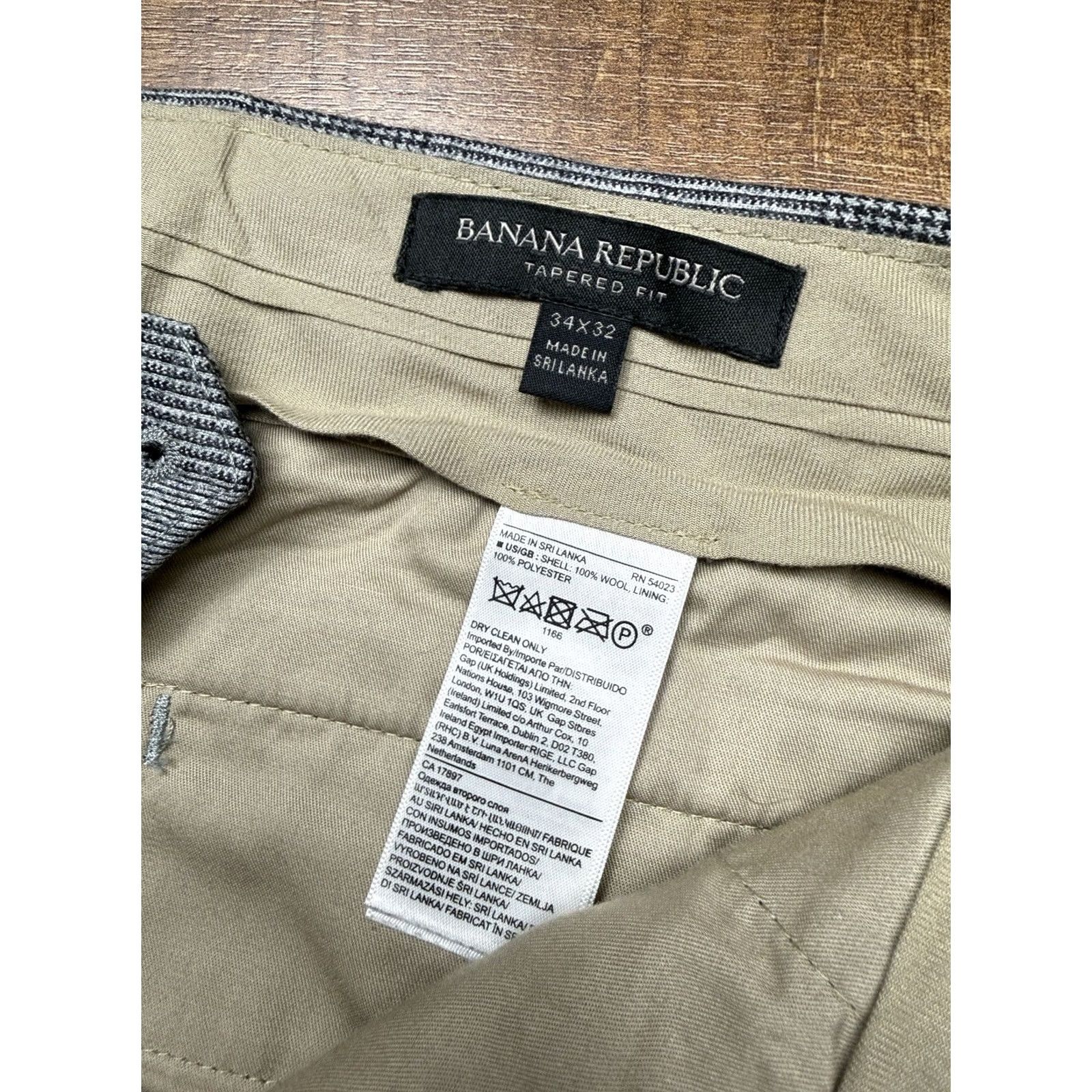 Banana Republic Banana Republic Pants Mens 34x32 Gray Vitale Barberis Canonico Flannel 120s Wool Dress Pants Slim Gray Glen Plaid Mens Regular 34x32 Wool-Blend? Size US 34 / EU 50 - 6 Thumbnail