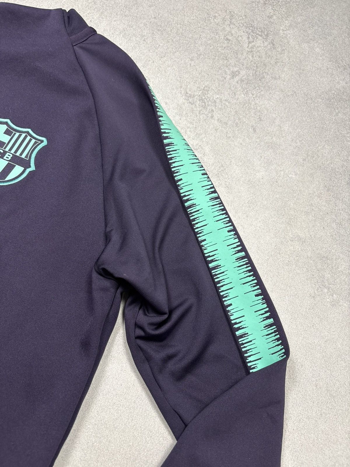Nike Nike FC Barcelona 2018/2019 Training Drill Top Beko Size L Size US L / EU 52-54 / 3 - 12 Thumbnail