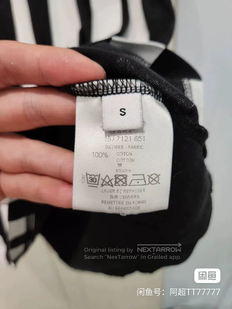 Givenchy Givenchy White Striped Star Black Cotton Crew Neck Short S Size US S / EU 44-46 / 1 - 4 Thumbnail