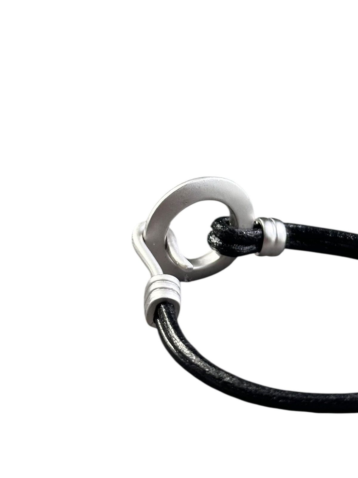 Japanese Brand 2000s JAPANESE MADE MINIMAL LOOP HOOK LEATHER BRACELET Size ONE SIZE - 7 Thumbnail