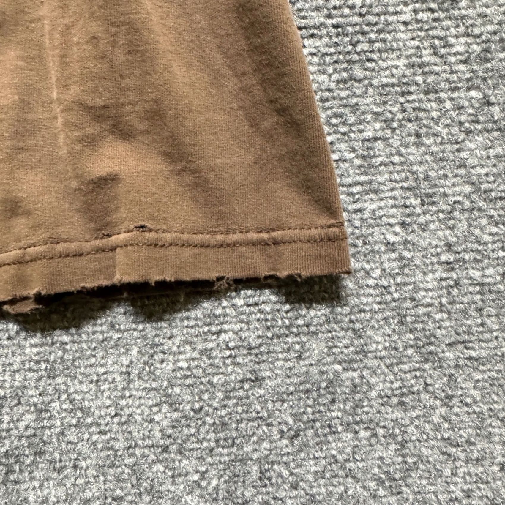 Fruit Of The Loom Fruit Of The Loom T-Shirt Mens Medium Cotton Distressed Faded Stained Brown Size US M / EU 48-50 / 2 - 6 Thumbnail