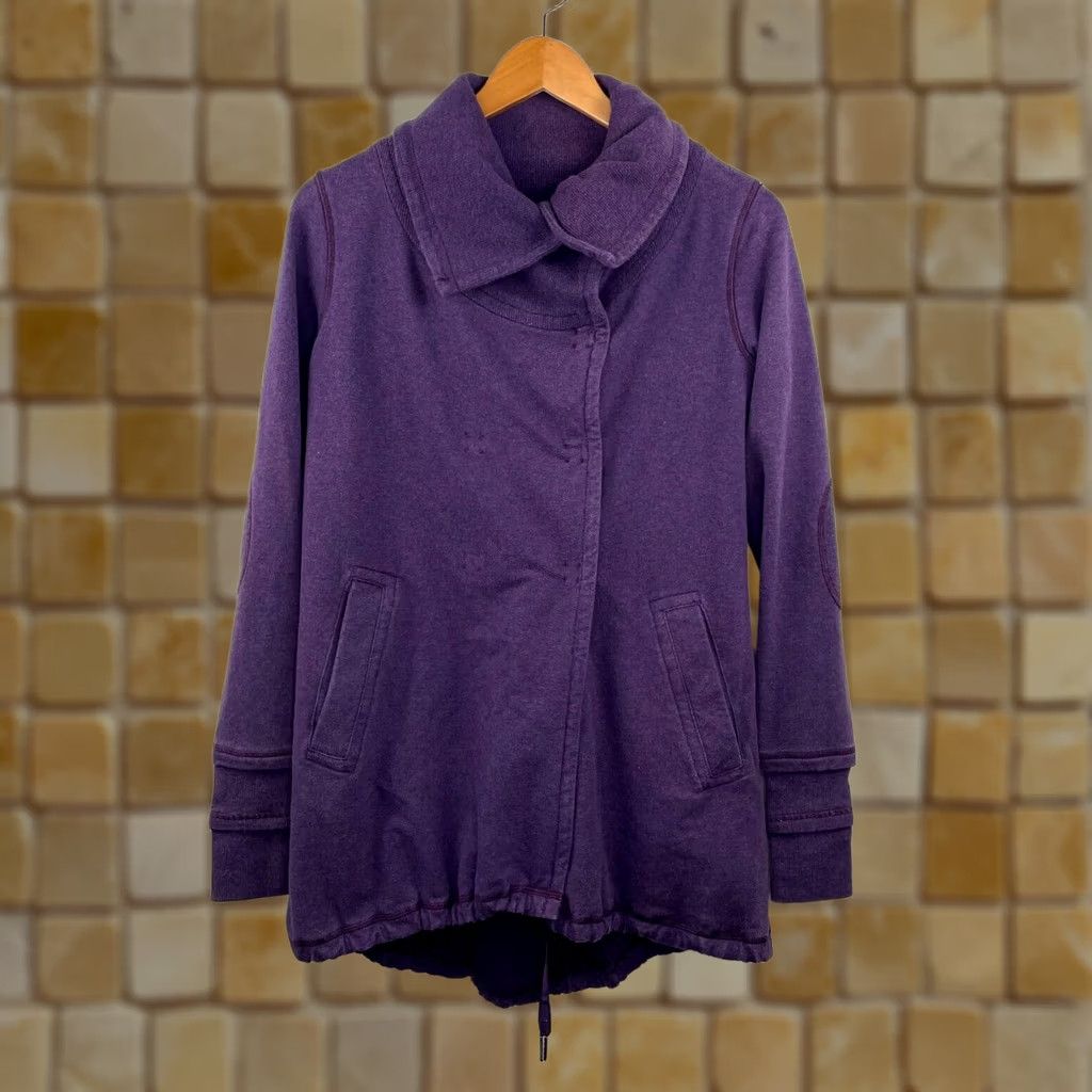 Lululemon Lululemon Athletica Jacket Women's Purple Snap Jacket Size 6 Activewear Pockets Regular Fit Mid-Length Knits Blended Fabric Down Insulation 6 Women Size M / US 6-8 / IT 42-44 - 1 Thumbnail