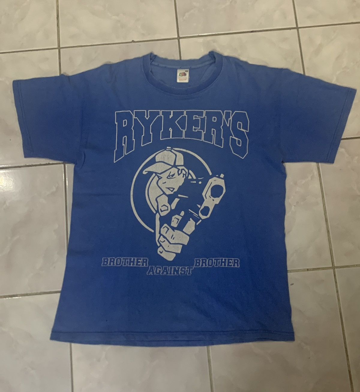 Fruit Of The Loom Rykers brother against brother tshirt Size US L / EU 52-54 / 3 - 1 Thumbnail