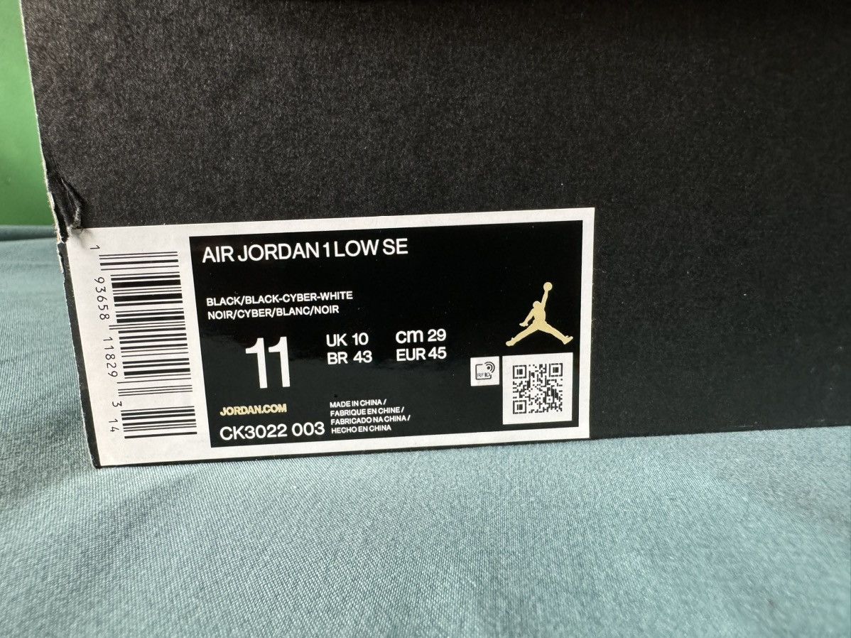 Jordan Brand Nike Air Jordan 1 Low Black Cyber 2020 Size US 11 / EU 44 - 6 Thumbnail