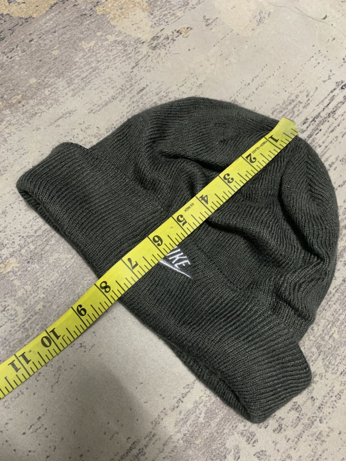 Nike Vintage NIKE Sportswear Beanie Hats Snow Caps Size ONE SIZE - 6 Thumbnail