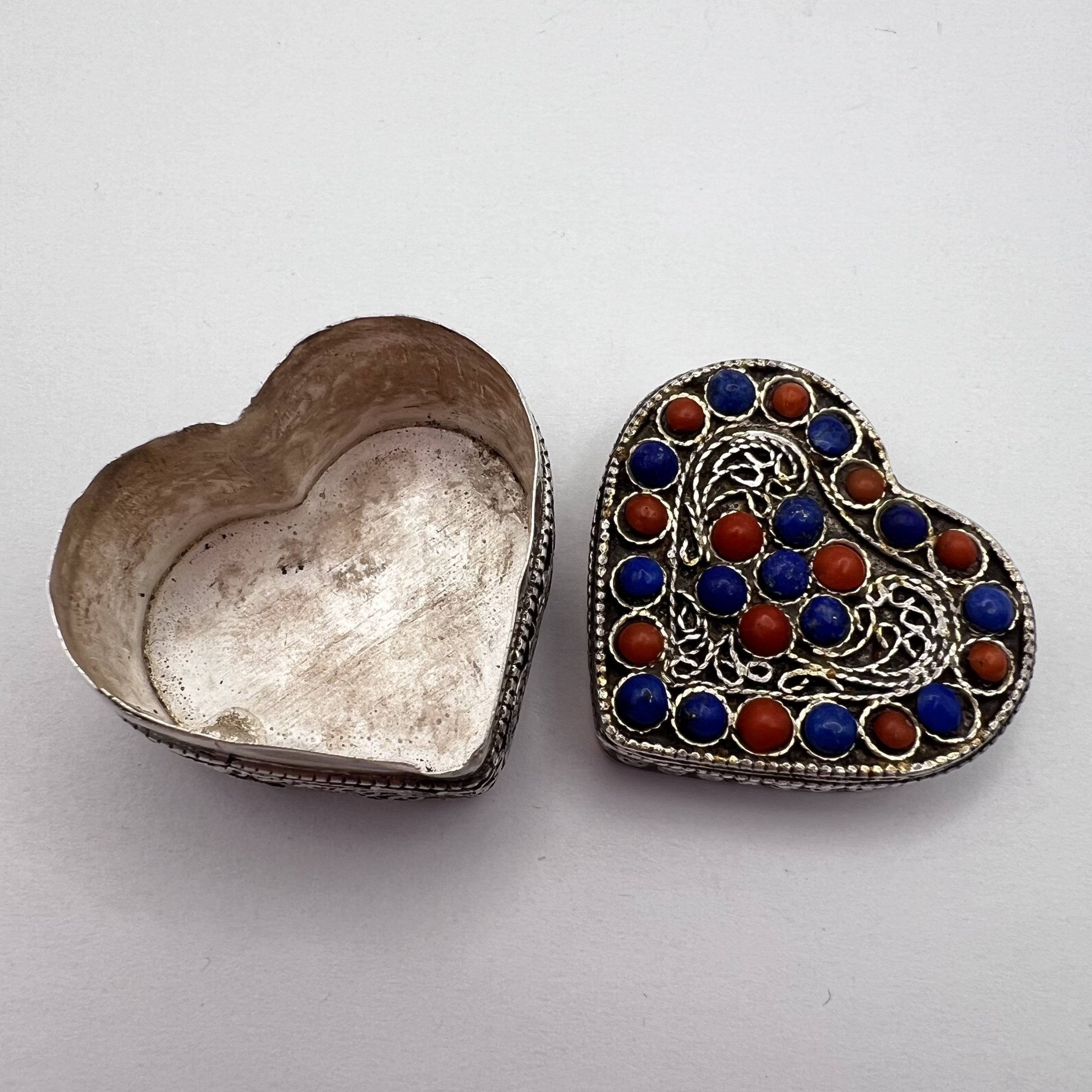 Vintage Vintage Sterling Silver 925 Filigree Heart Trinket Pill Box Size ONE SIZE - 6 Thumbnail