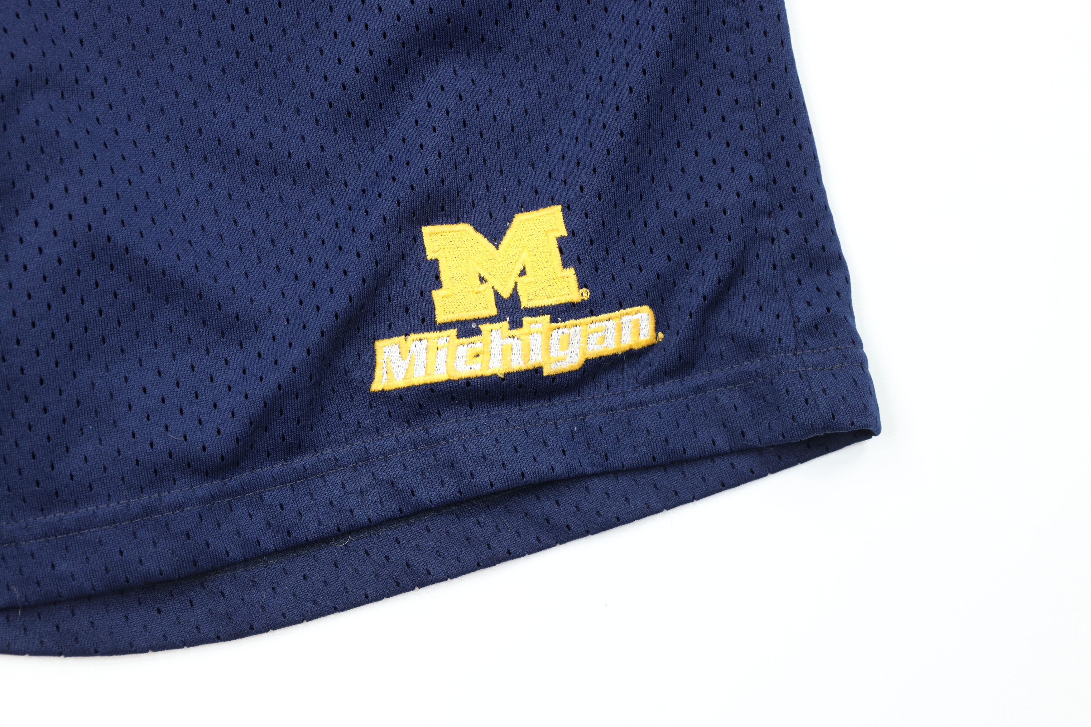 Starter Vintage 90s Starter University of Michigan Above Knee Shorts Size US 40 / EU 56 - 5 Thumbnail