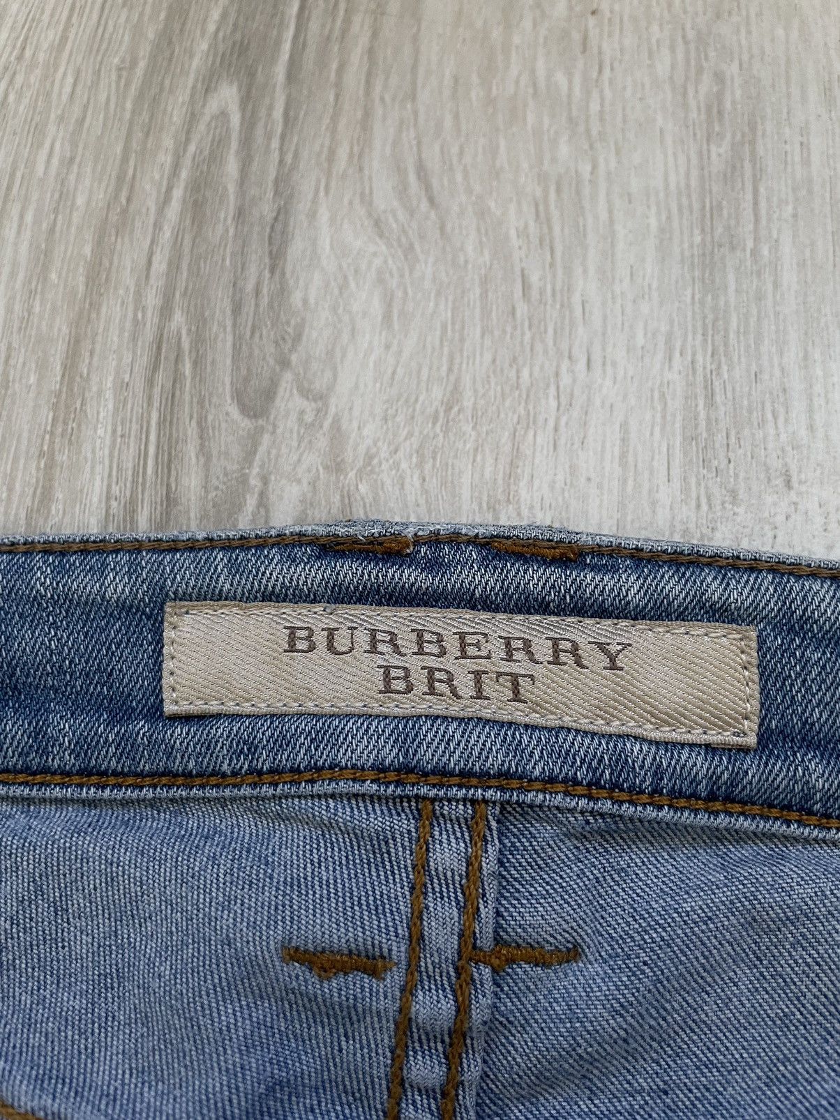 Burberry × Jean Burberry Brit Skinny Low-Rise Women’s Jeans Size 28" / US 6 / IT 42 - 6 Thumbnail