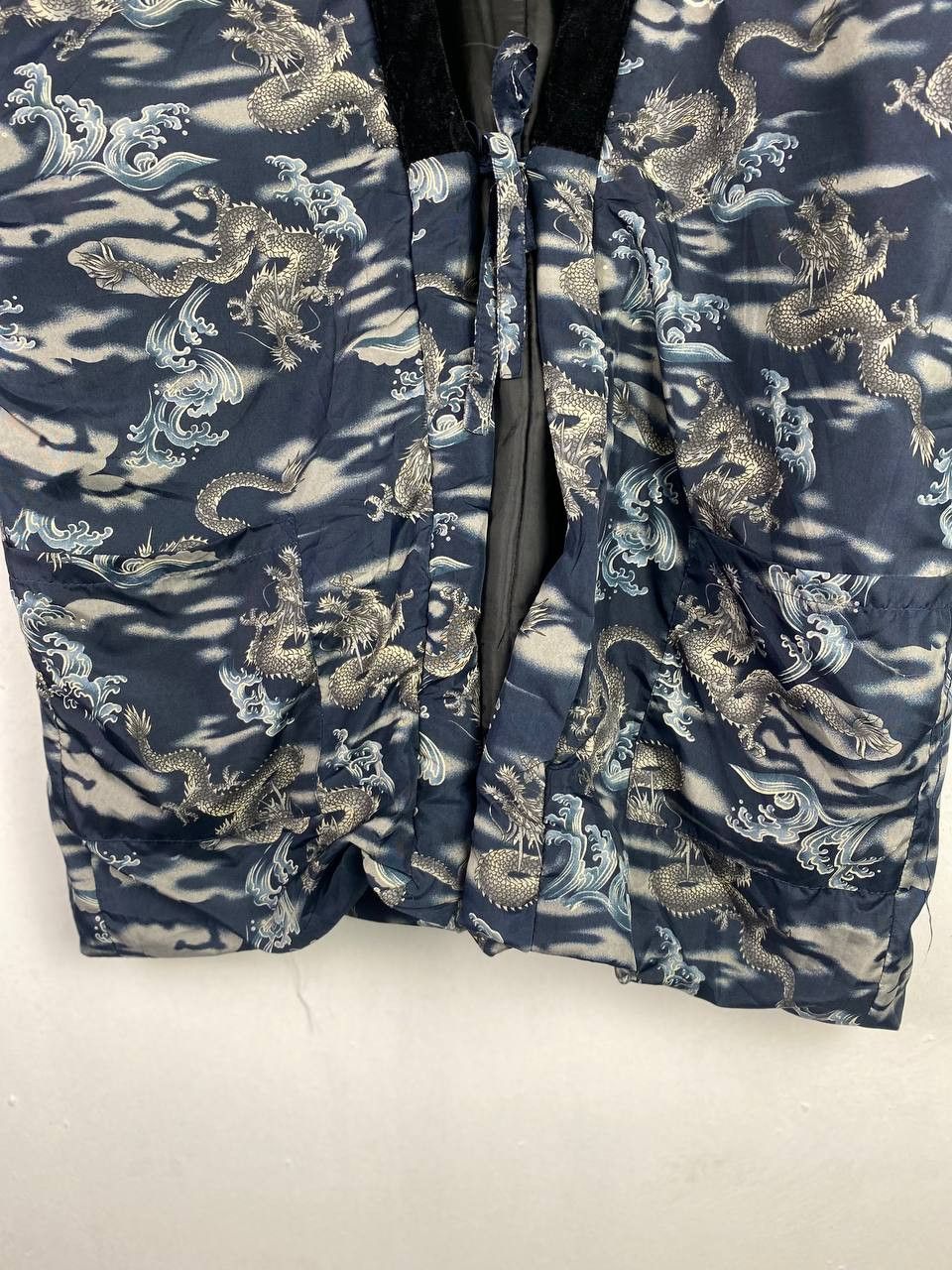 Japanese Brand vintage japanese kimono dragon all over print Size US L / EU 52-54 / 3 - 2 Thumbnail