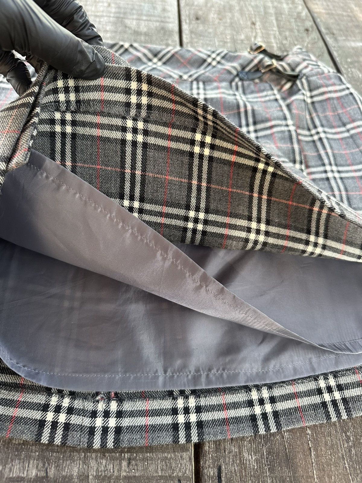 Burberry Burberry nova check mini skirt nice design Size 26" / US 2 / IT 38 - 6 Thumbnail