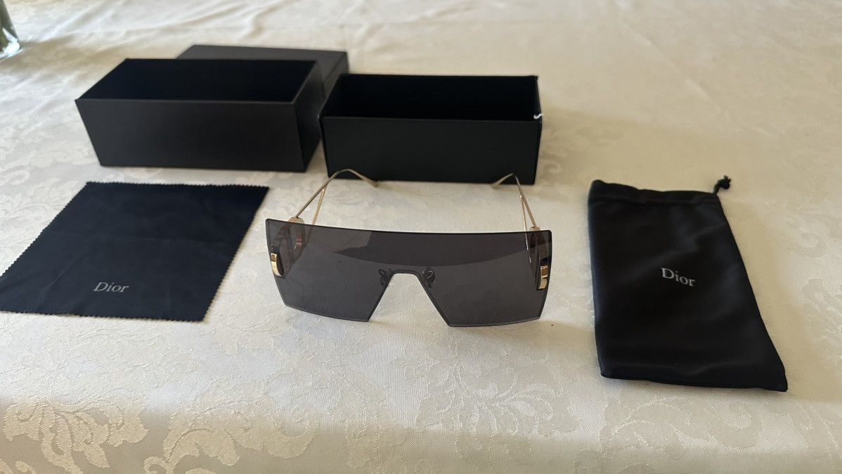 Dior Dior 30Montaigne M1U Sunglasses Size ONE SIZE - 1 Thumbnail