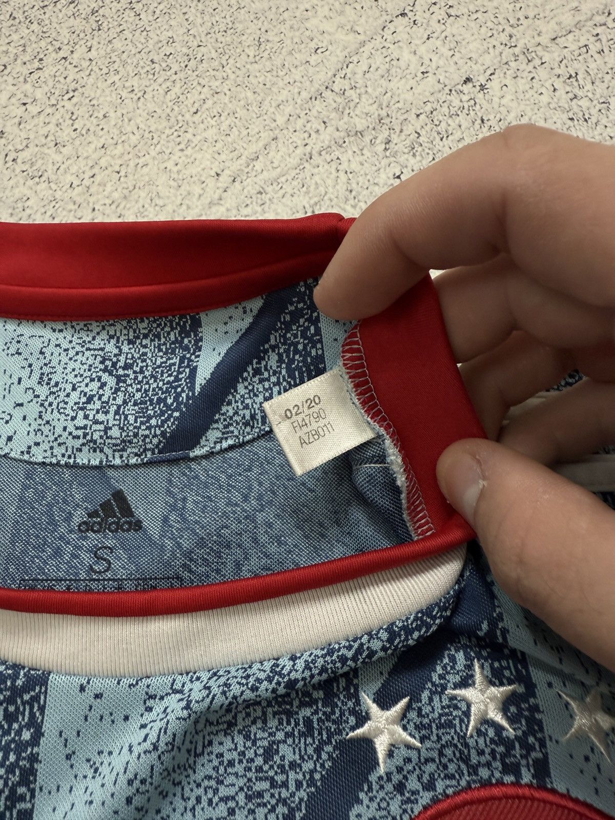 Adidas ADIDAS AJAX AMSTERDAM 2020 2021 AWAY FOOTBALL SHIRT JERSEY Size US S / EU 44-46 / 1 - 5 Thumbnail