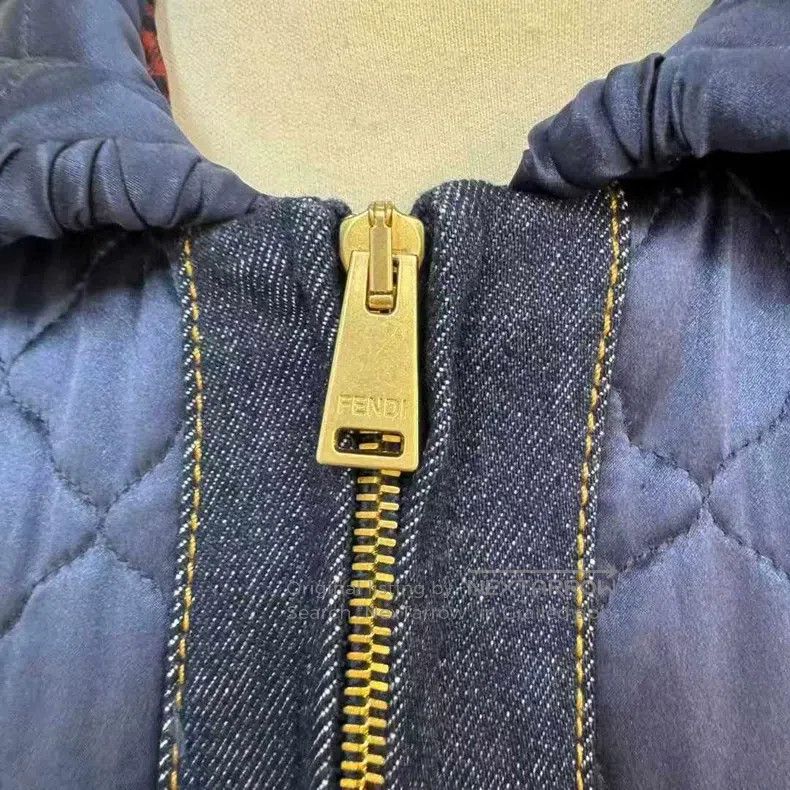 Fendi Fendi Puff Sleeve Back Logo Denim Jacket Size S / US 4 / IT 40 - 7 Thumbnail